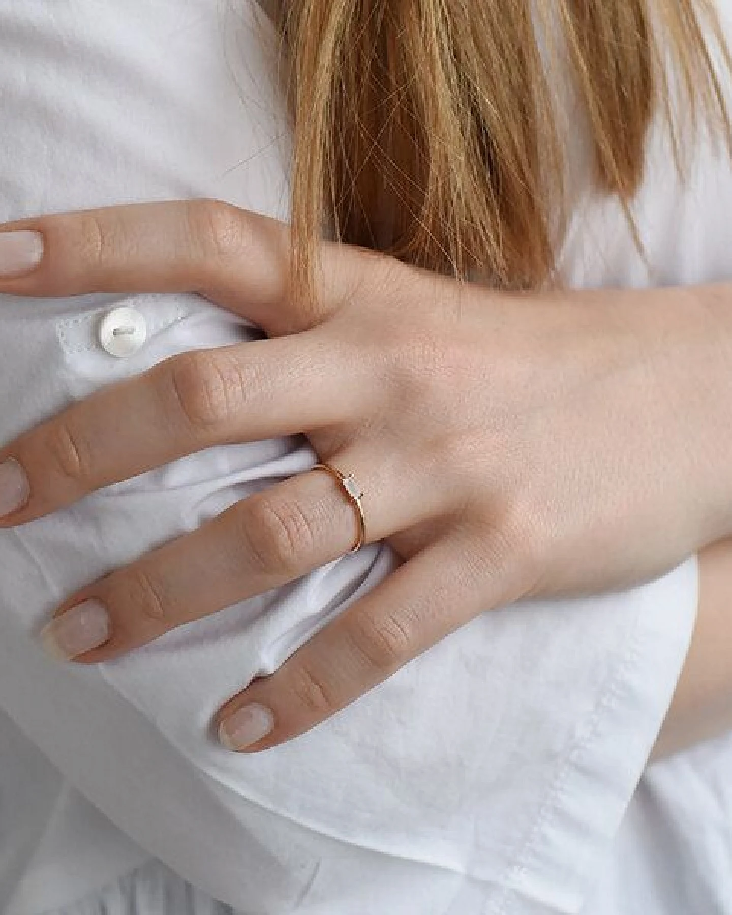 Eppi Ring mit Mondstein in Baguette-Form Koos – Ansicht 4