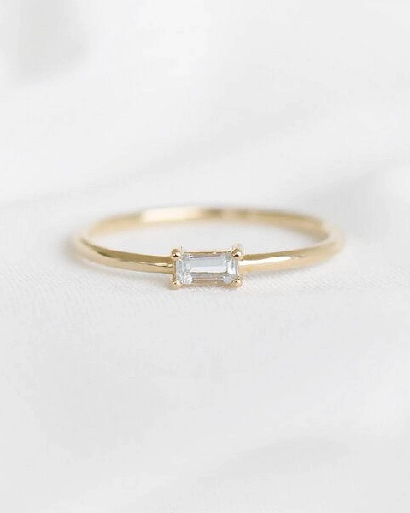 Eppi Minimalistischer Ring mit Aquamarin Koos – Ansicht 2