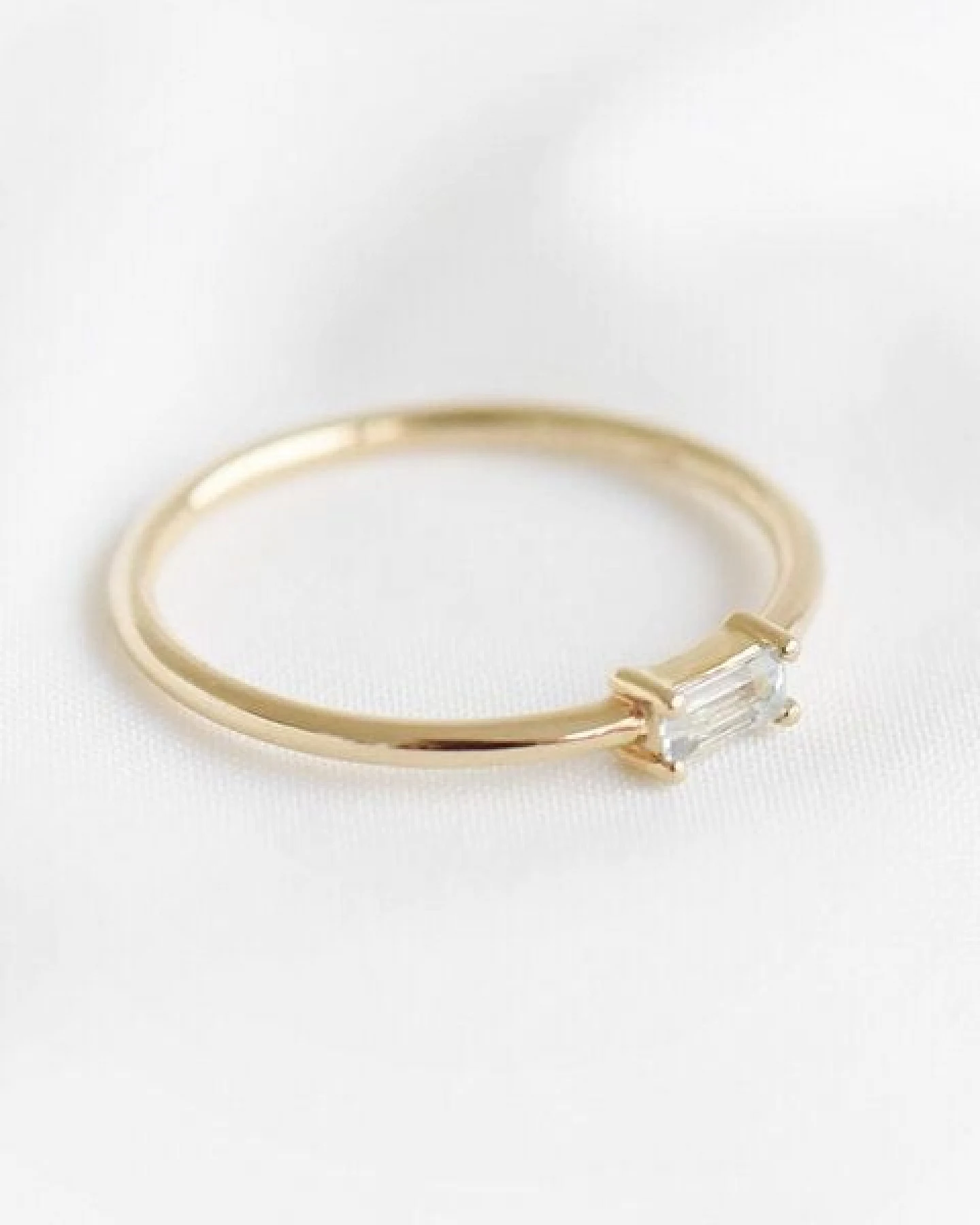 Eppi Minimalistischer Ring mit Aquamarin Koos – Ansicht 3