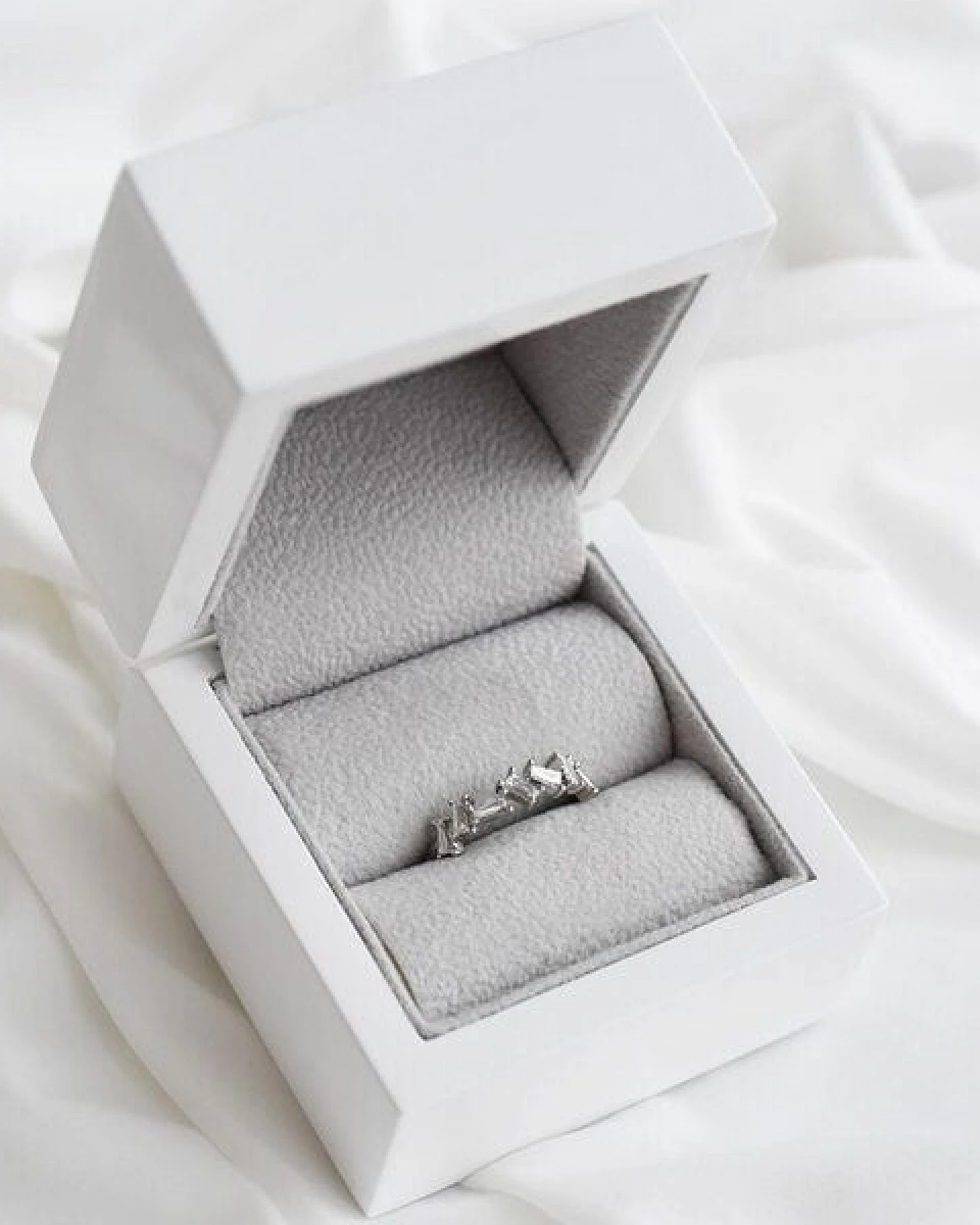 Eppi Minimalistischer Ring mit Lab Grown Diamanten Egino – Ansicht 4