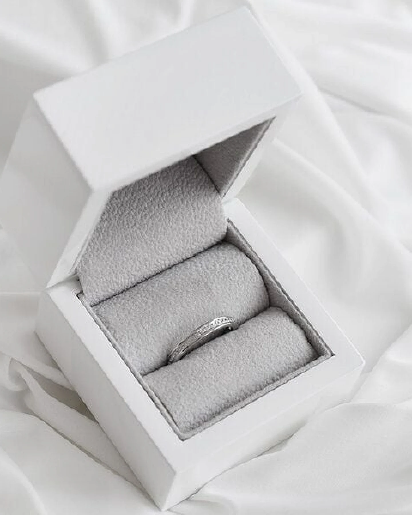 Eppi Eternity-Ring mit Lab Grown Diamanten Mirica – Ansicht 4