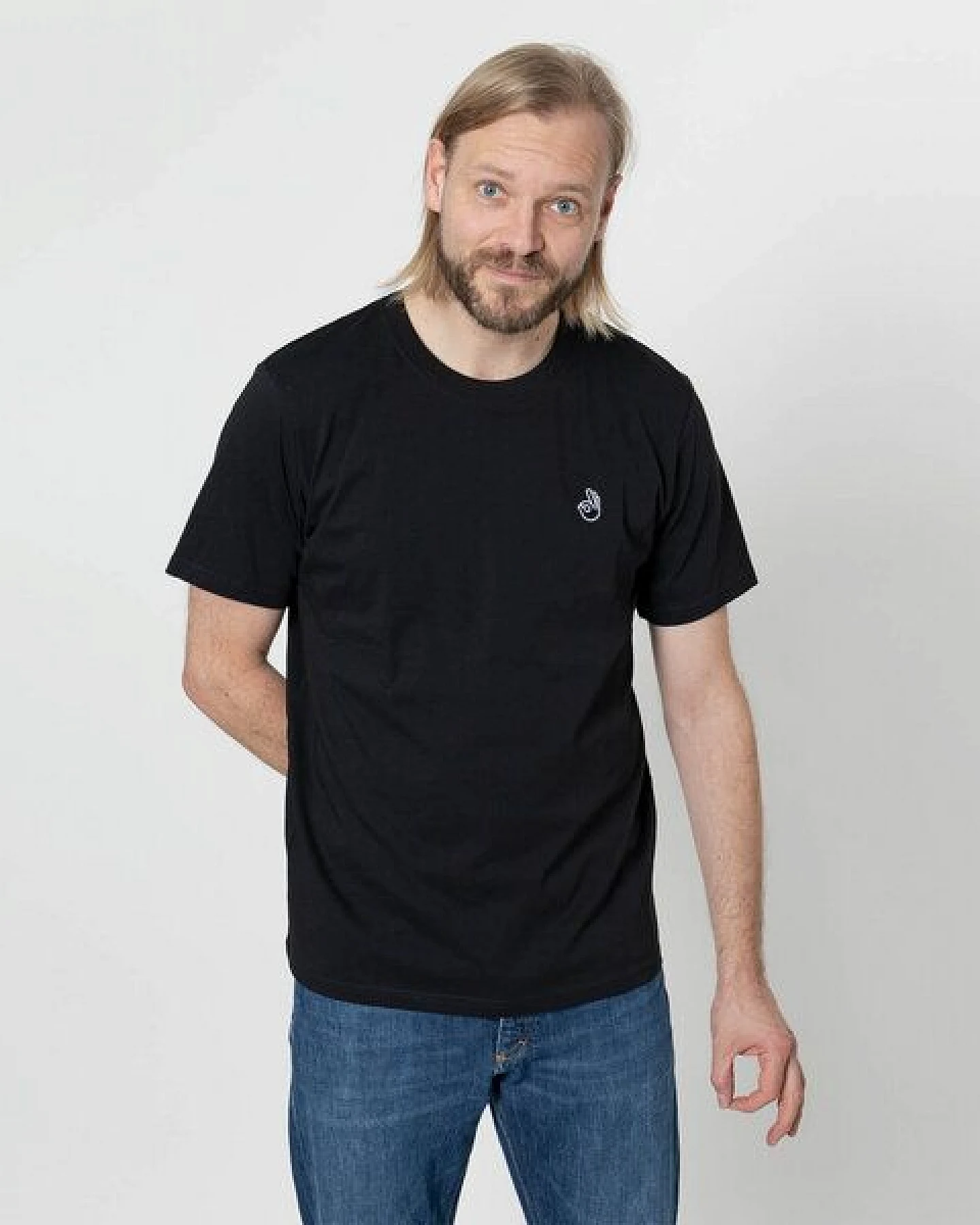 Fyngers Unisex T-Shirt aus Biobaumwolle - Modell OK mit gestickter Veredelung – Ansicht 4