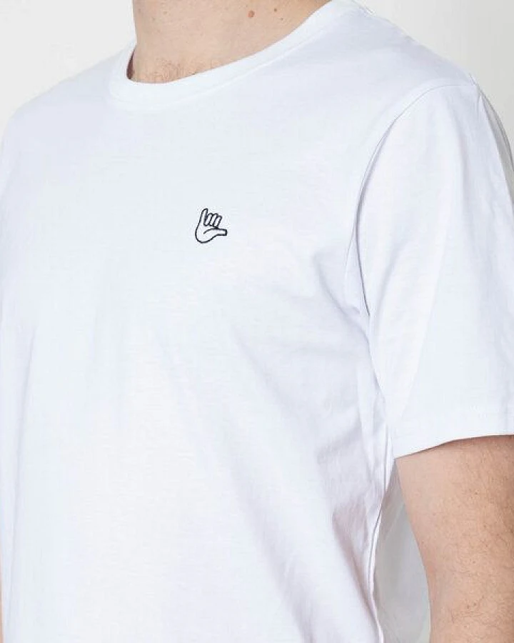Fyngers Unisex T-Shirt aus Biobaumwolle - Modell HANG LOOSE mit gestickter Veredelung