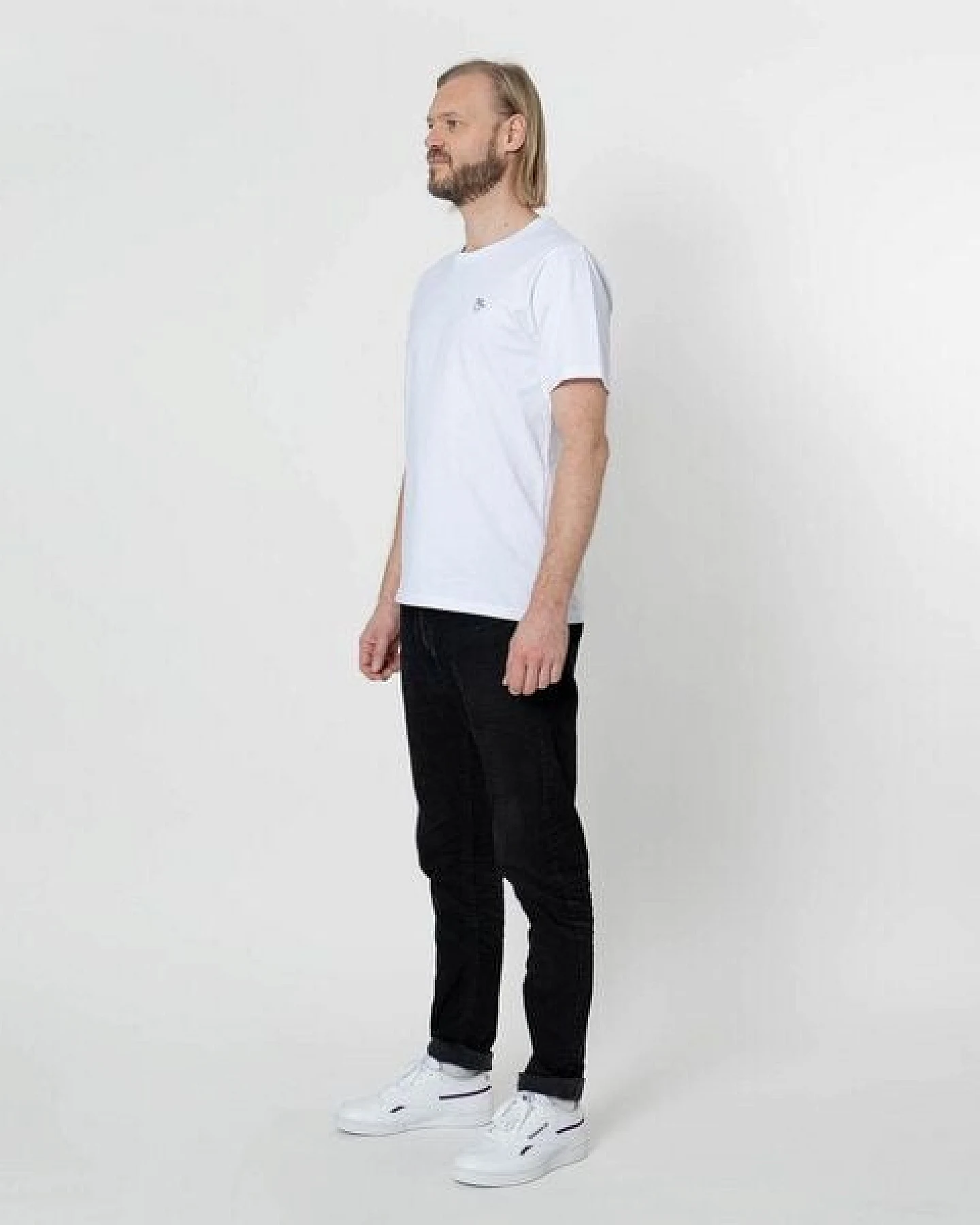 Fyngers Unisex T-Shirt aus Biobaumwolle - Modell HANG LOOSE mit gestickter Veredelung – Ansicht 4