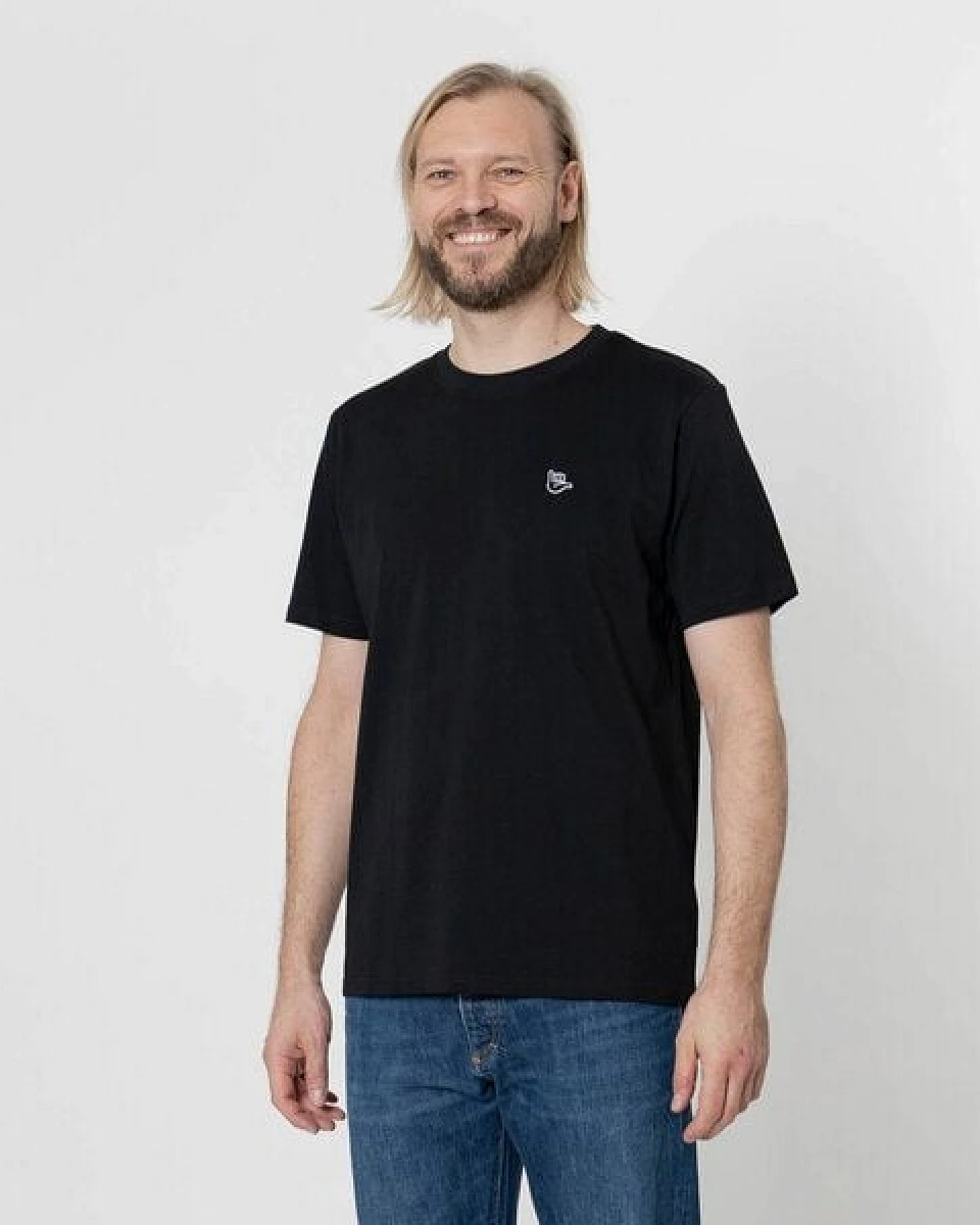Fyngers Unisex T-Shirt aus Biobaumwolle - Modell HANG LOOSE mit gestickter Veredelung – Ansicht 2