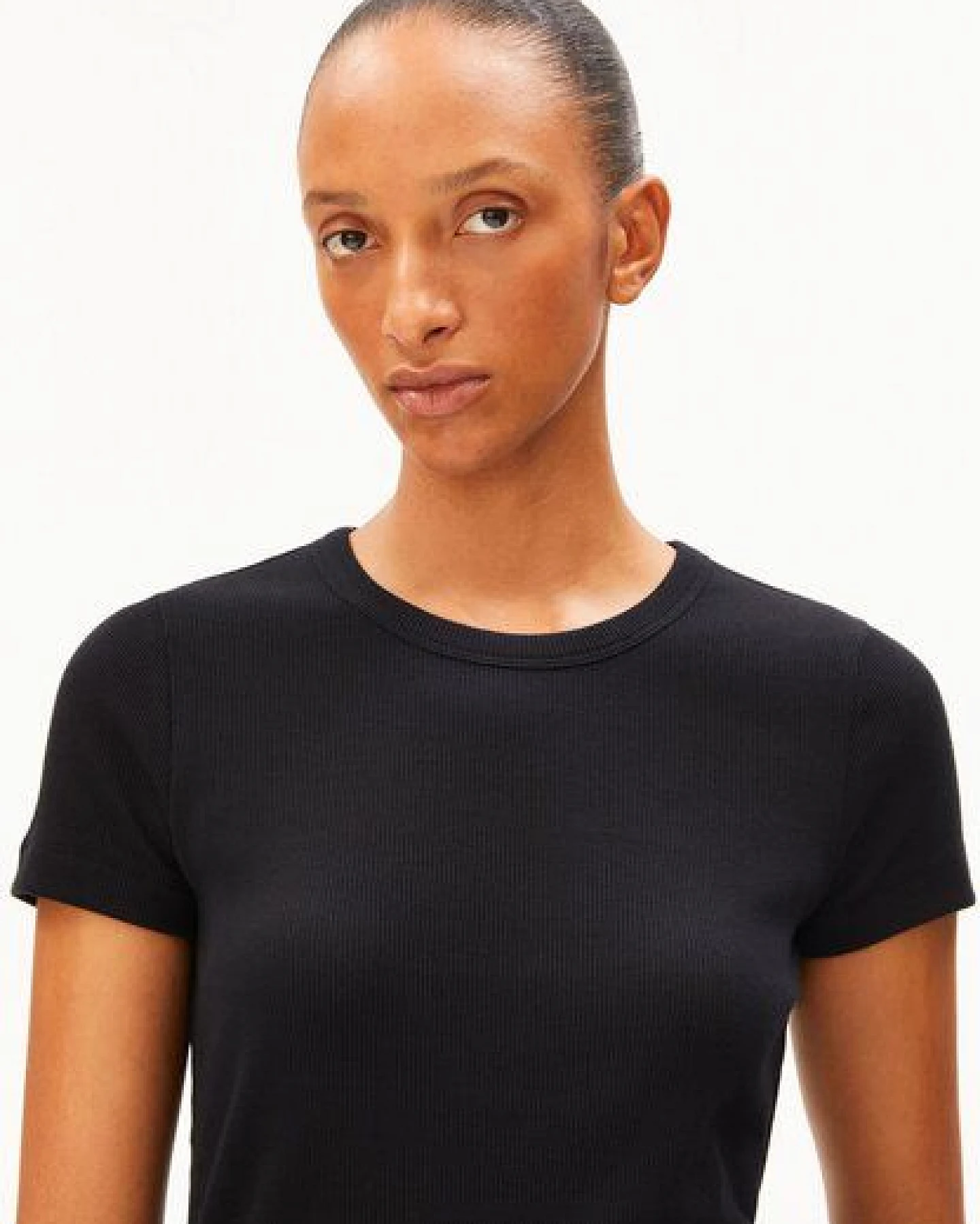 ARMEDANGELS KARDAA Damen Ripp-T-Shirt aus Bio-Baumwoll Mix – Ansicht 3