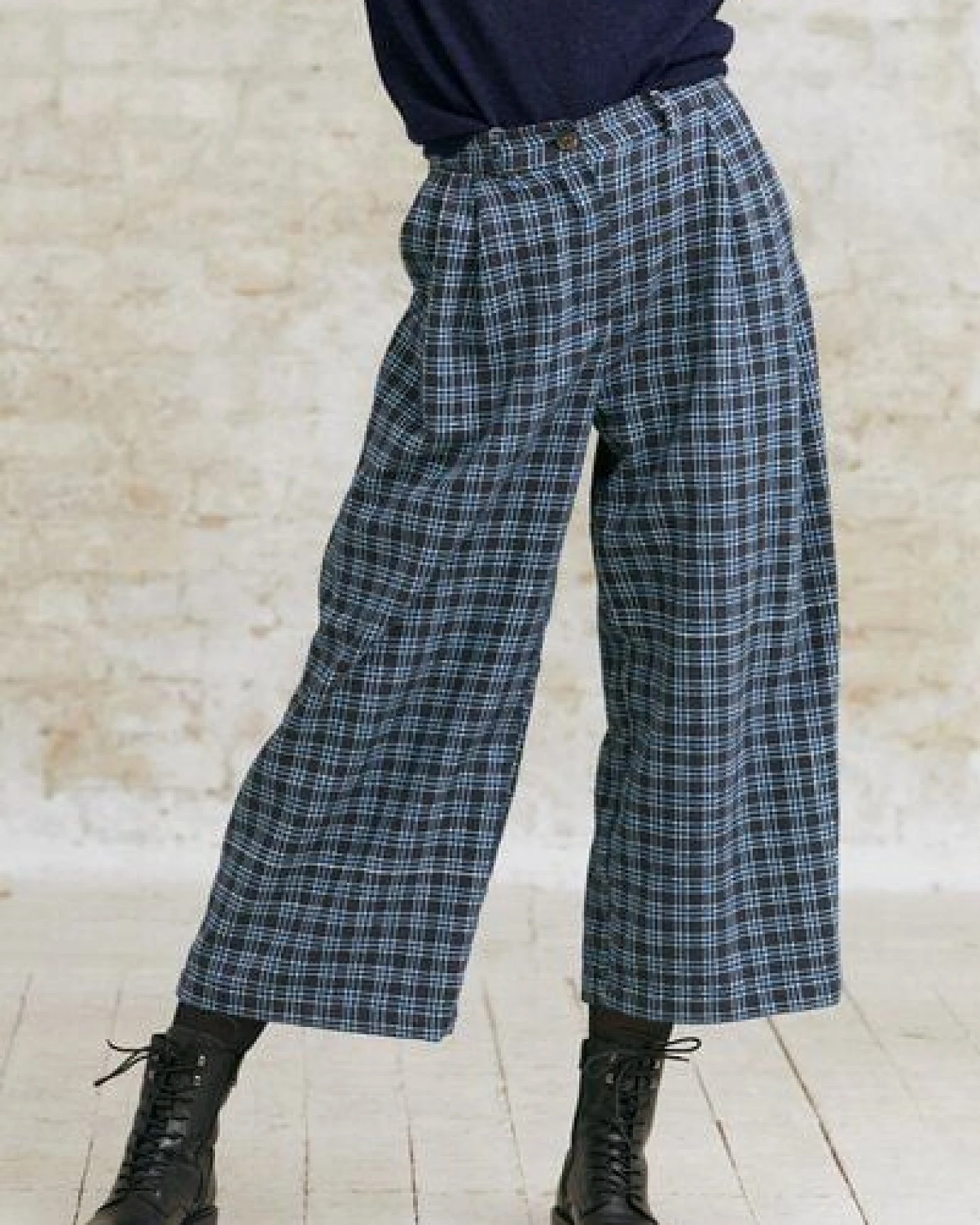Jyoti - Fair Works Bio-Baumwoll Culotte Awasi – Ansicht 2