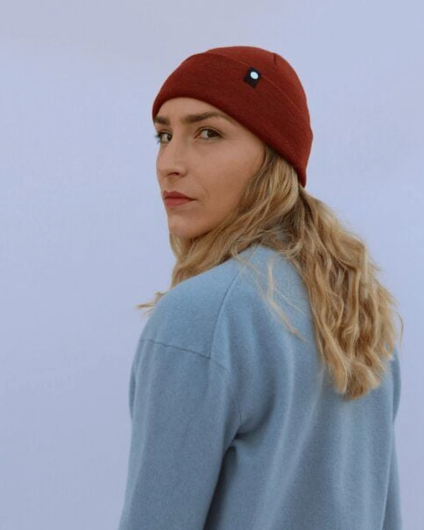 wysf. | what you stand for. kurze Mütze, Bio-Merinowolle, Made in Deutschland, Unisex, Feinstrick – Ansicht 3