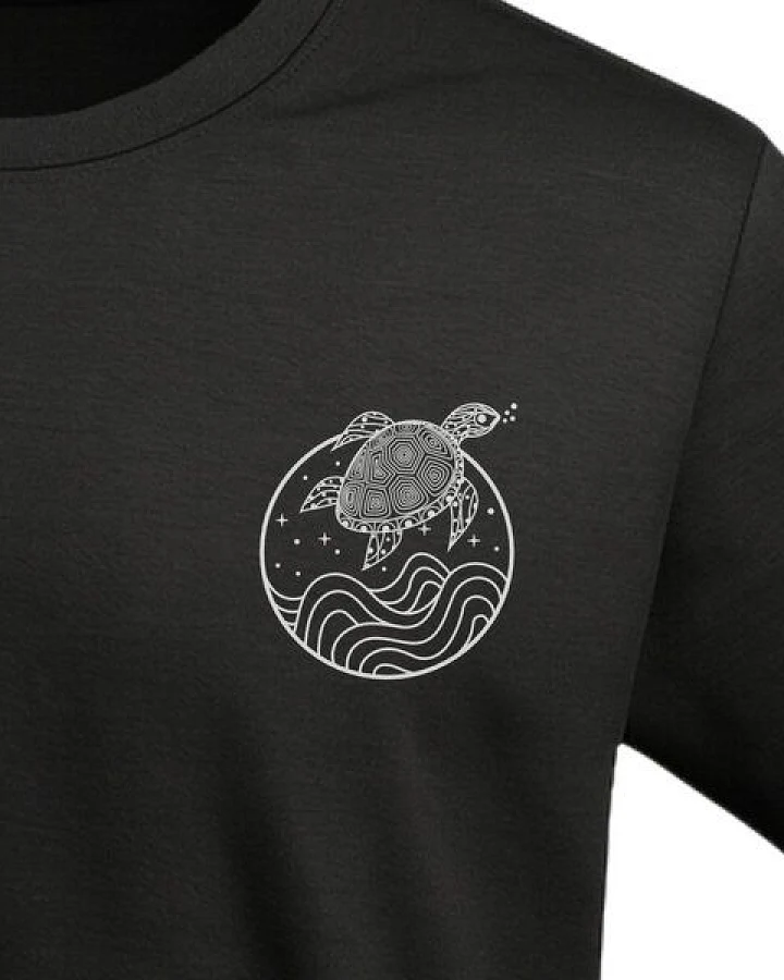 vis wear Schildkröte zwischen Ozean und Wellen - Organic Shirt