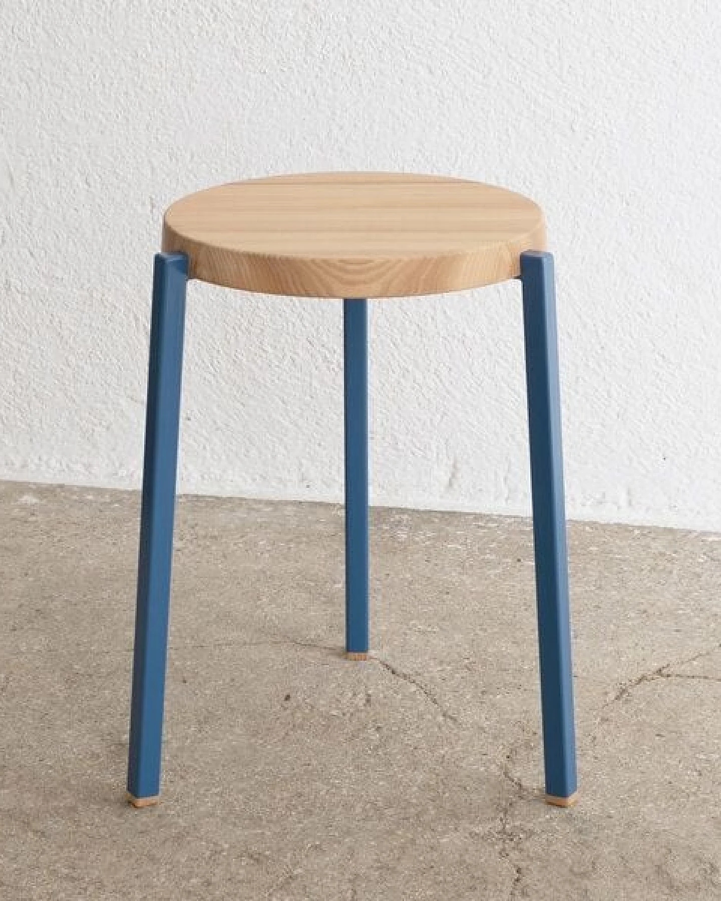 Bally und Bally Peace Hocker / Beistelltisch – Ansicht 2