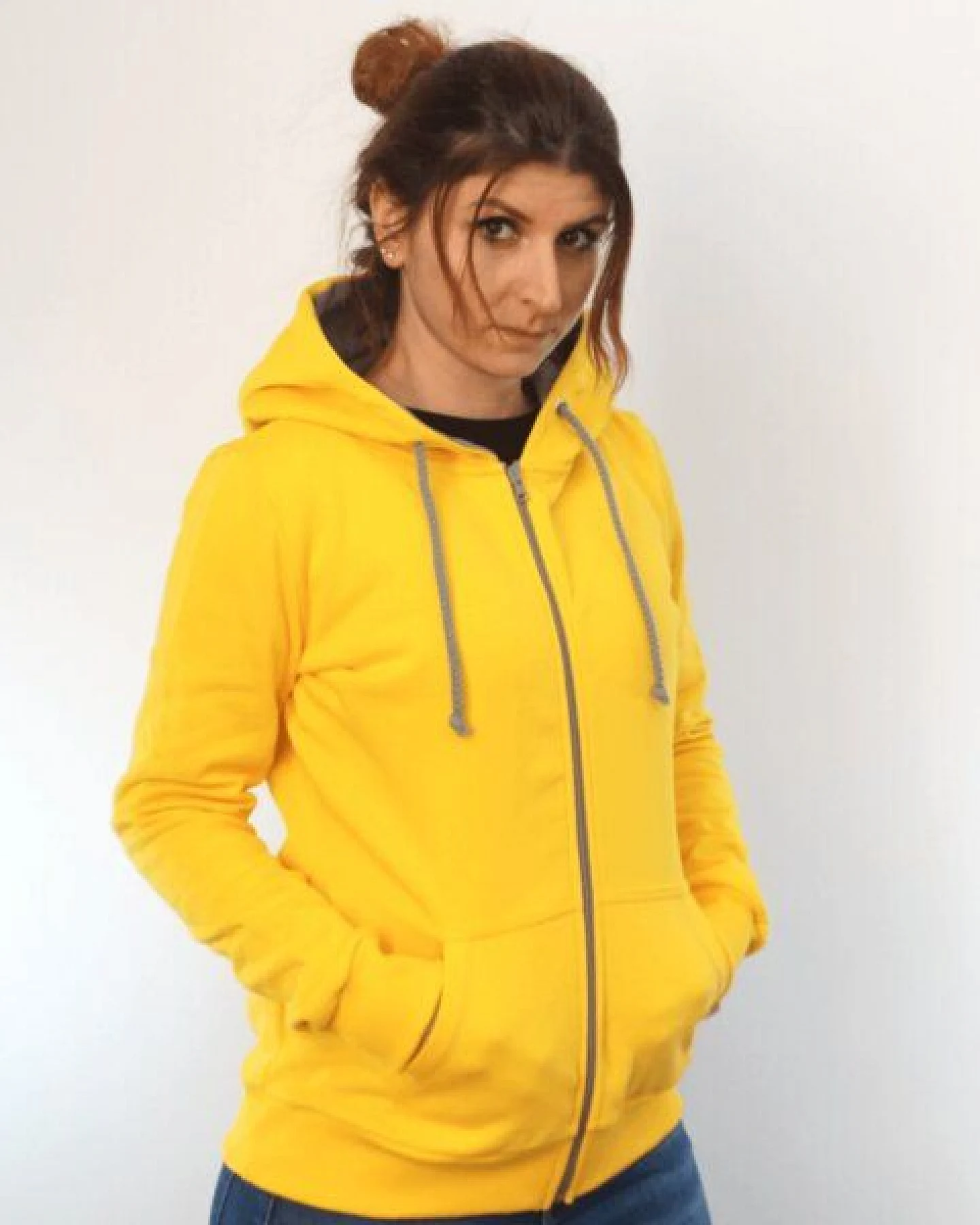 WASNI Frauen-Kapuzenjacke, made in Esslingen aus 100% Biobaumwolle – Ansicht 3