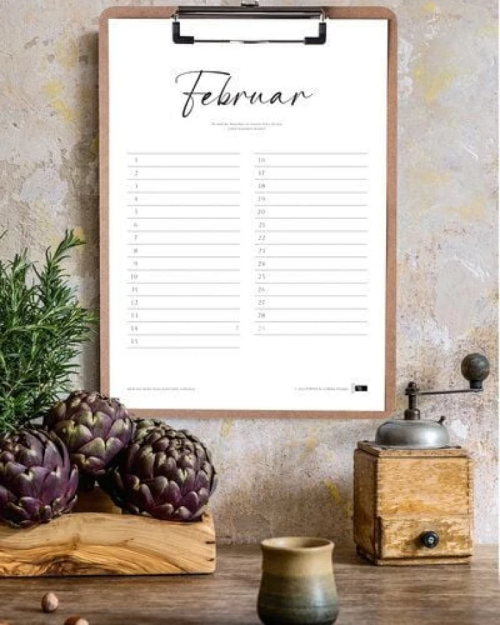 Portia by Callidus Designs 12 Monatskalender mit / ohne Klemmbrett in DIN A4 als immerwährender Kalender