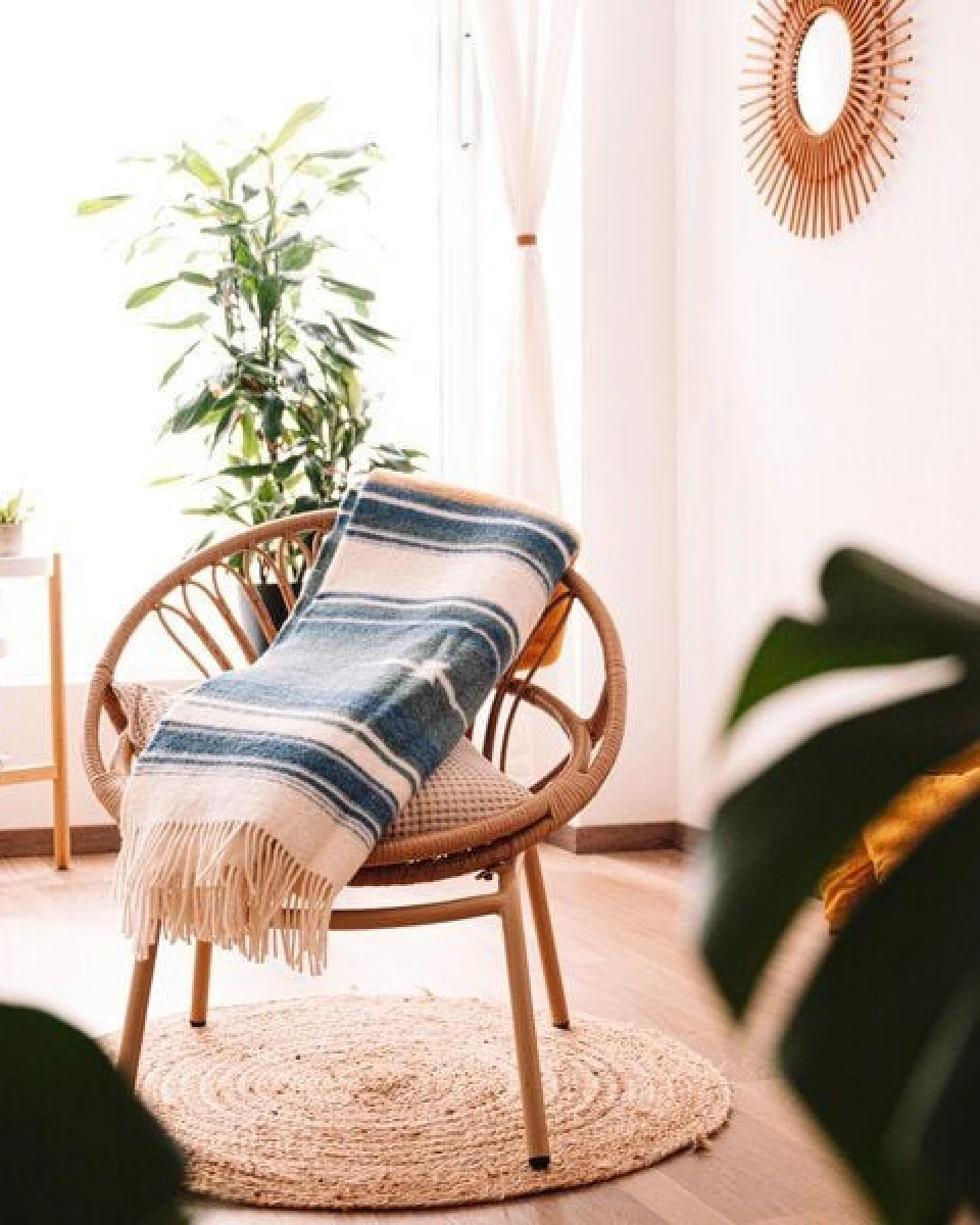 Steppenwolle Kuscheldecke VALLEY aus 100% Schurwolle mit Tribalmotiv & Fransen – Ansicht 3