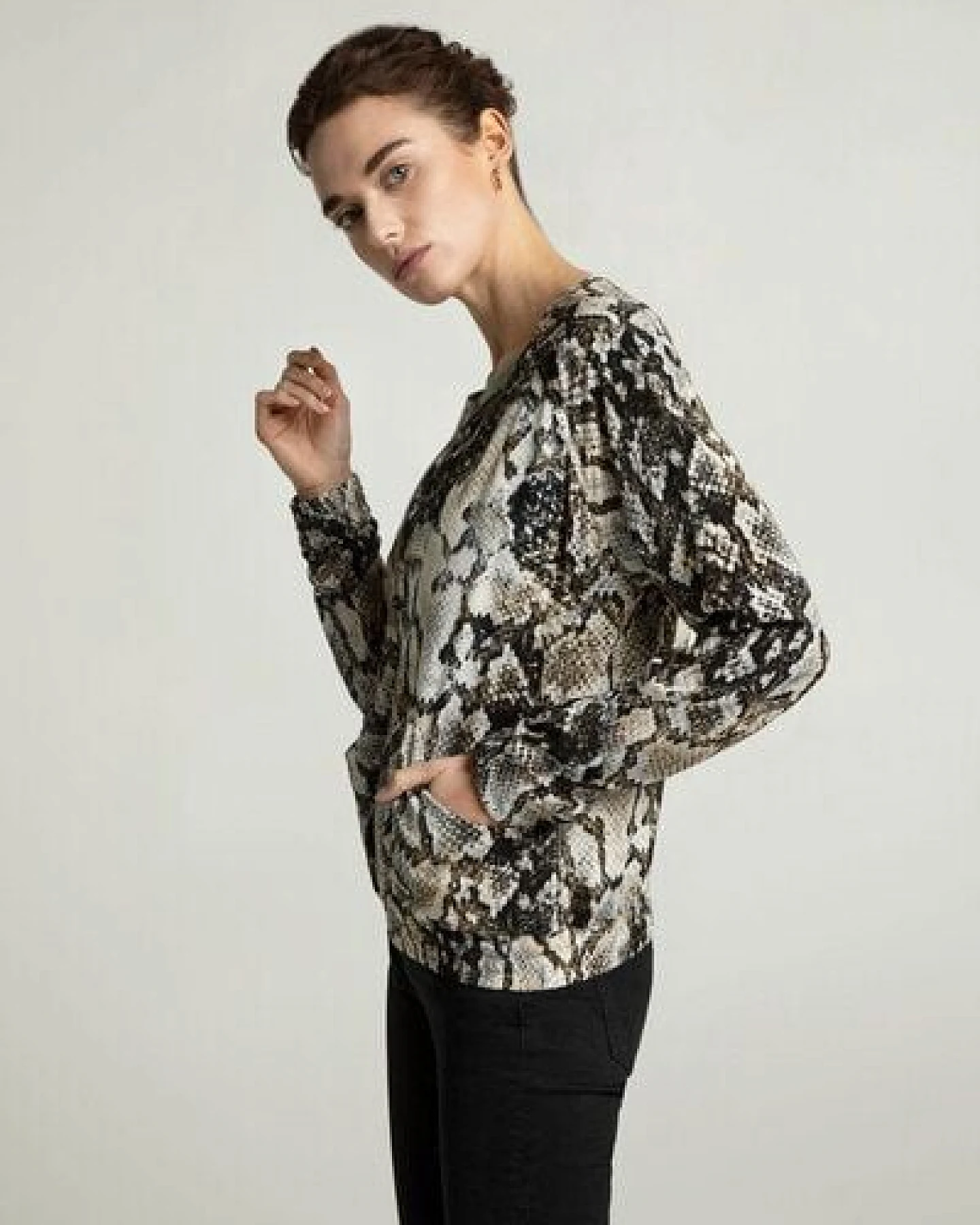 Lovjoi Blouson BOCA aus nachhaltigem Ecovero – Ansicht 3
