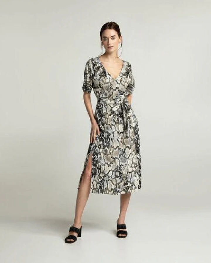Lovjoi Kurzarmkleid ADEENA