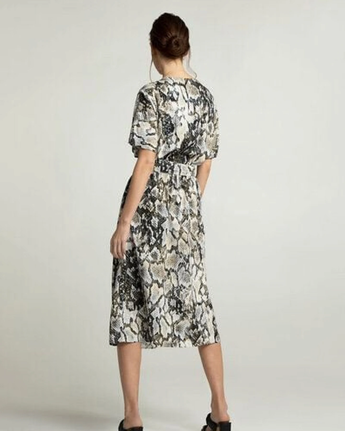 Lovjoi Kurzarmkleid ADEENA – Ansicht 4