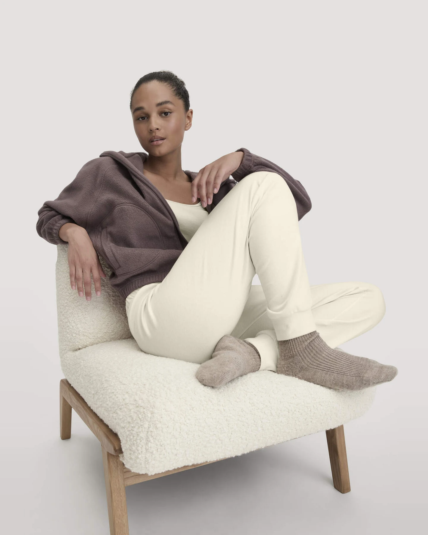 hessnatur Damen Schlafhose PURE NATURE aus Bio-Baumwolle - natur - Größe 38 – Ansicht 4