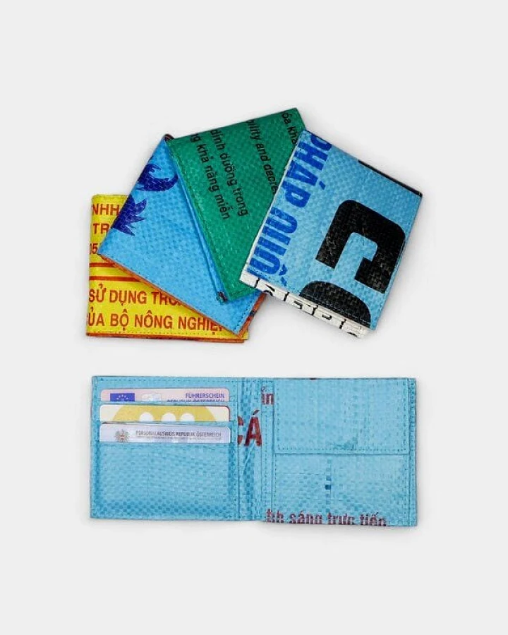 REFISHED fair fashion Börse 'CLASSIC WALLET' - upcycelte Fischfuttersäcke