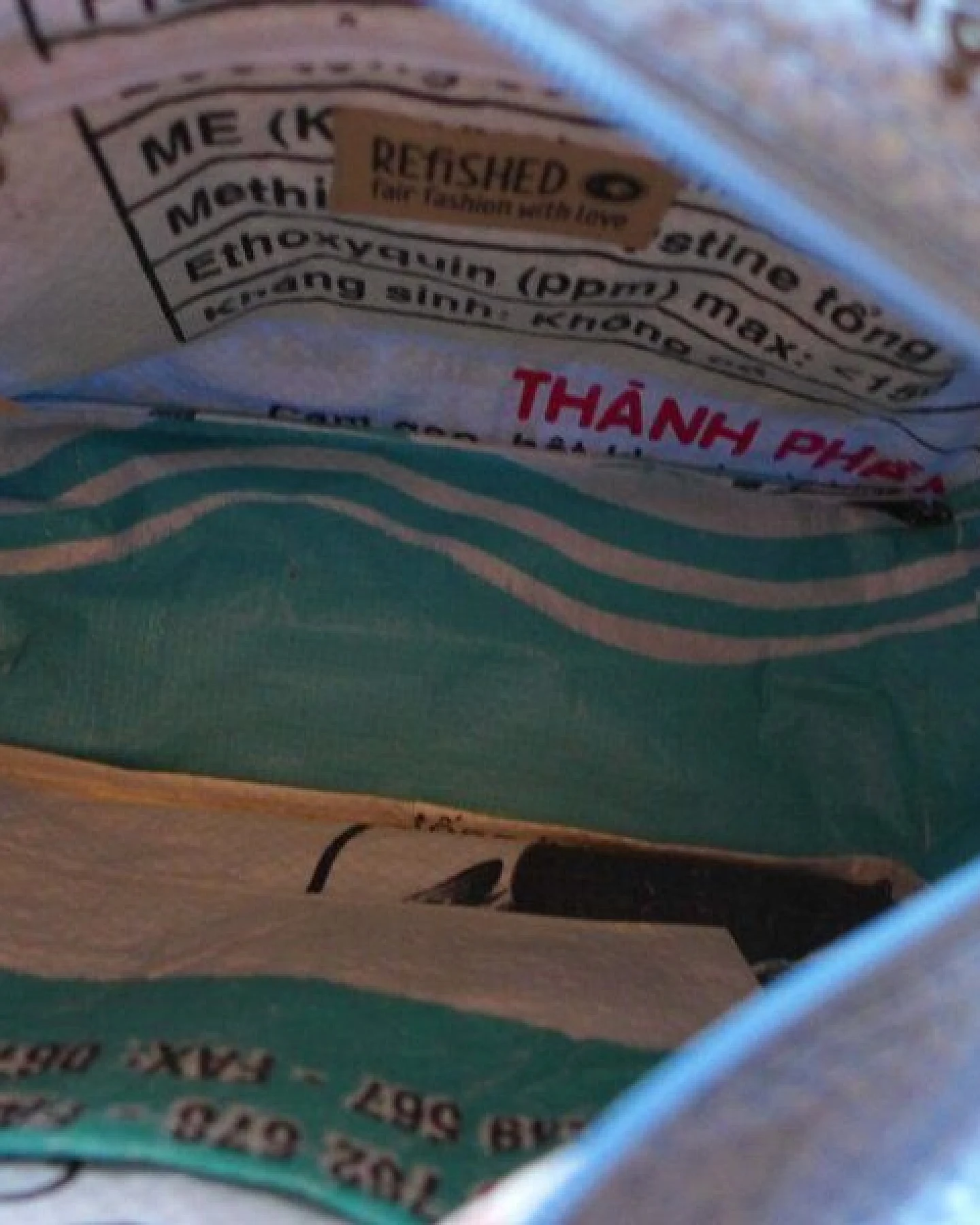 REFISHED fair fashion Necessaire 'WASH ME' - upcycelte Fischfuttersäcke – Ansicht 3