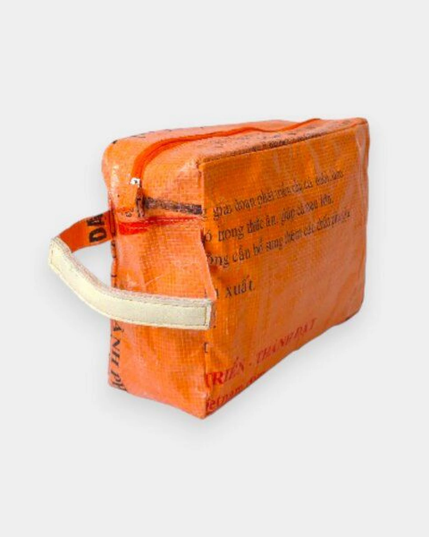 REFISHED fair fashion Necessaire 'WASH ME' - upcycelte Fischfuttersäcke – Ansicht 2