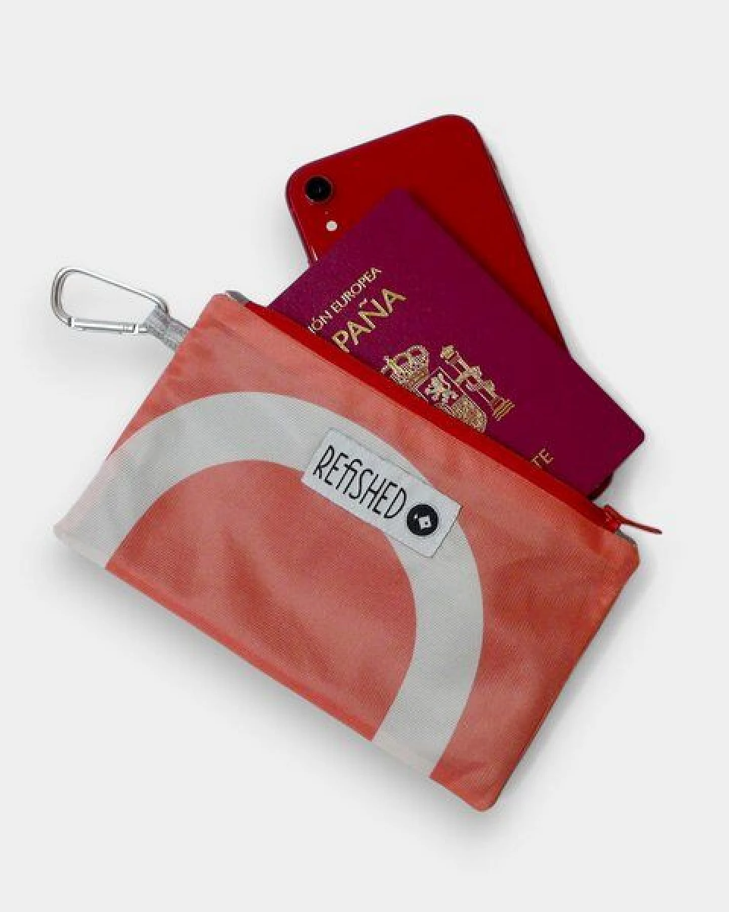 REFISHED fair fashion Täschchen 'TINY BAG' - upcycelte Fahnen – Ansicht 2