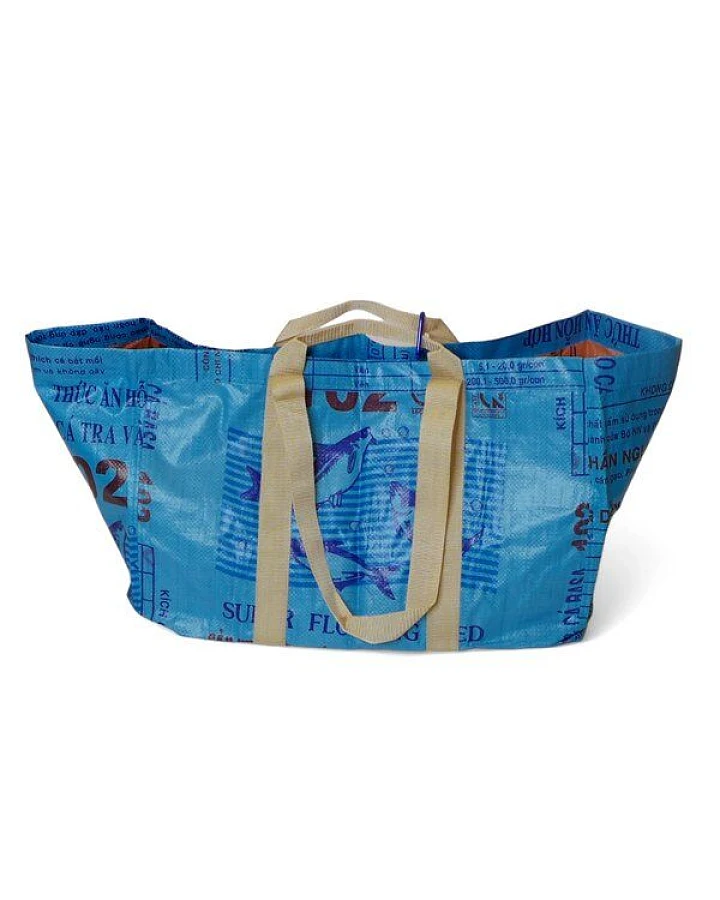 REFISHED fair fashion Tasche 'CARGO BAG' - upcycelte Fischfuttersäcke