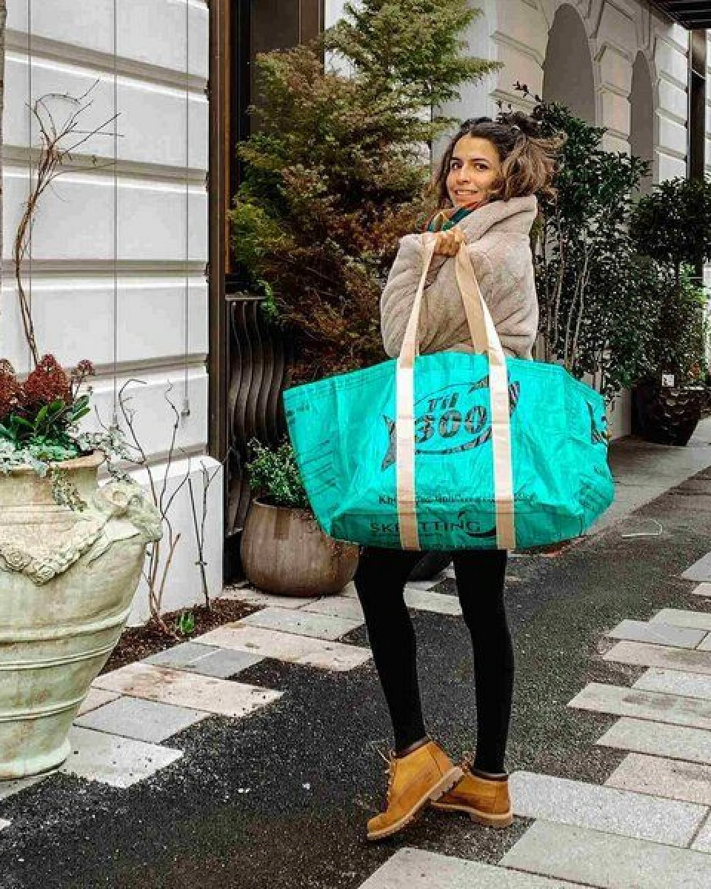 REFISHED fair fashion Tasche 'CARGO BAG' - upcycelte Fischfuttersäcke – Ansicht 3