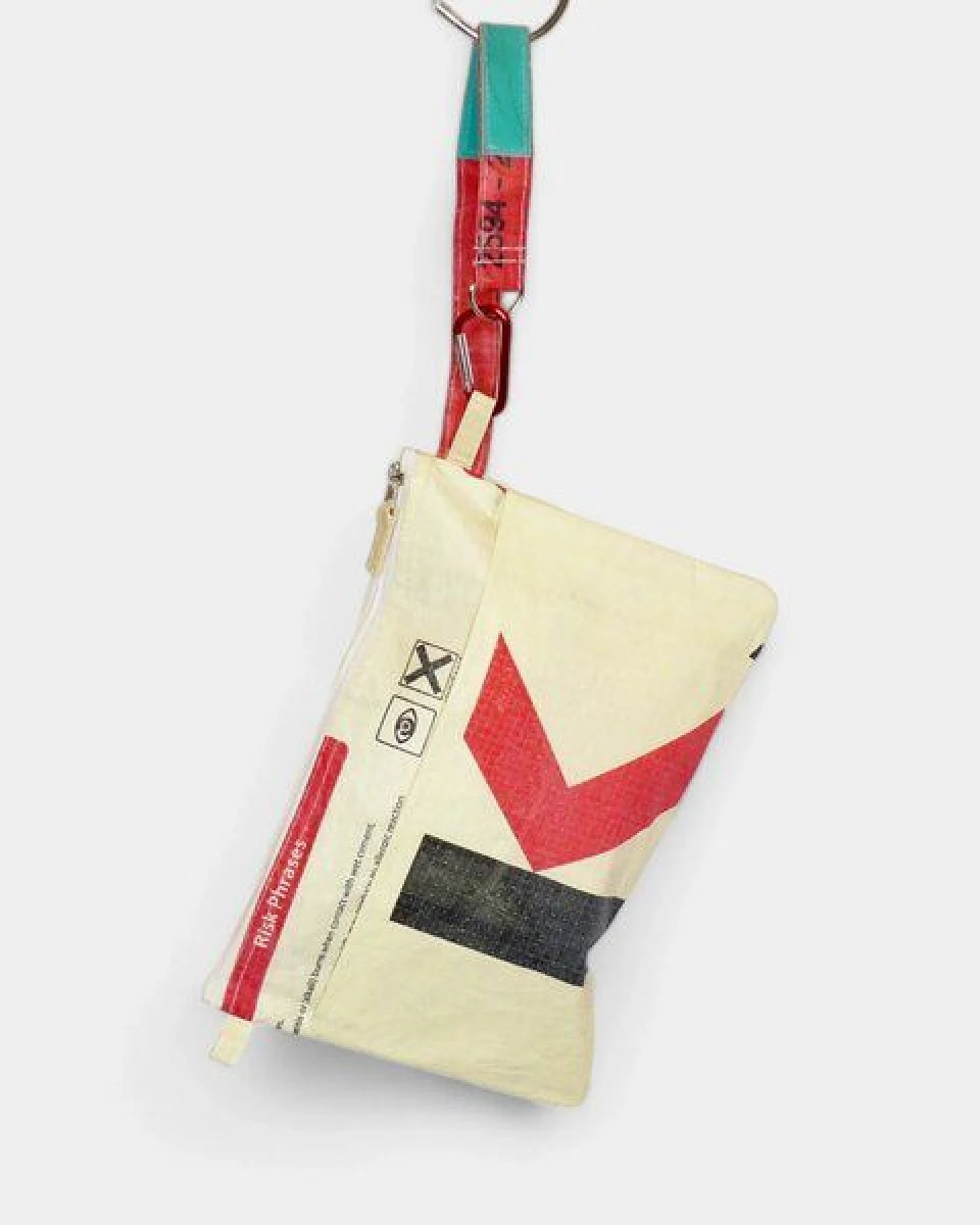REFISHED fair fashion Tasche 'SOULMATE' - upcycelte Zementsäcke – Ansicht 2