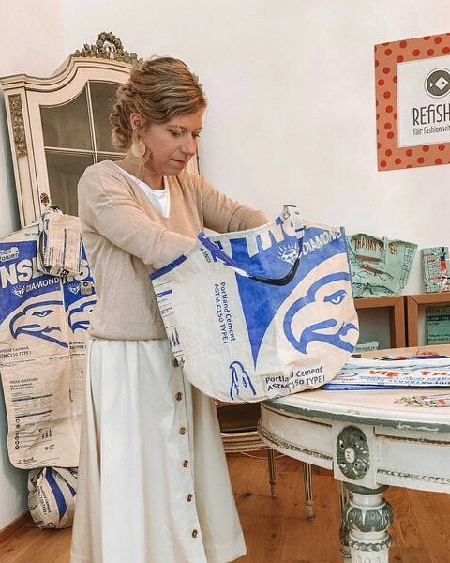 REFISHED fair fashion Tasche 'SOULMATE' - upcycelte Zementsäcke – Ansicht 3