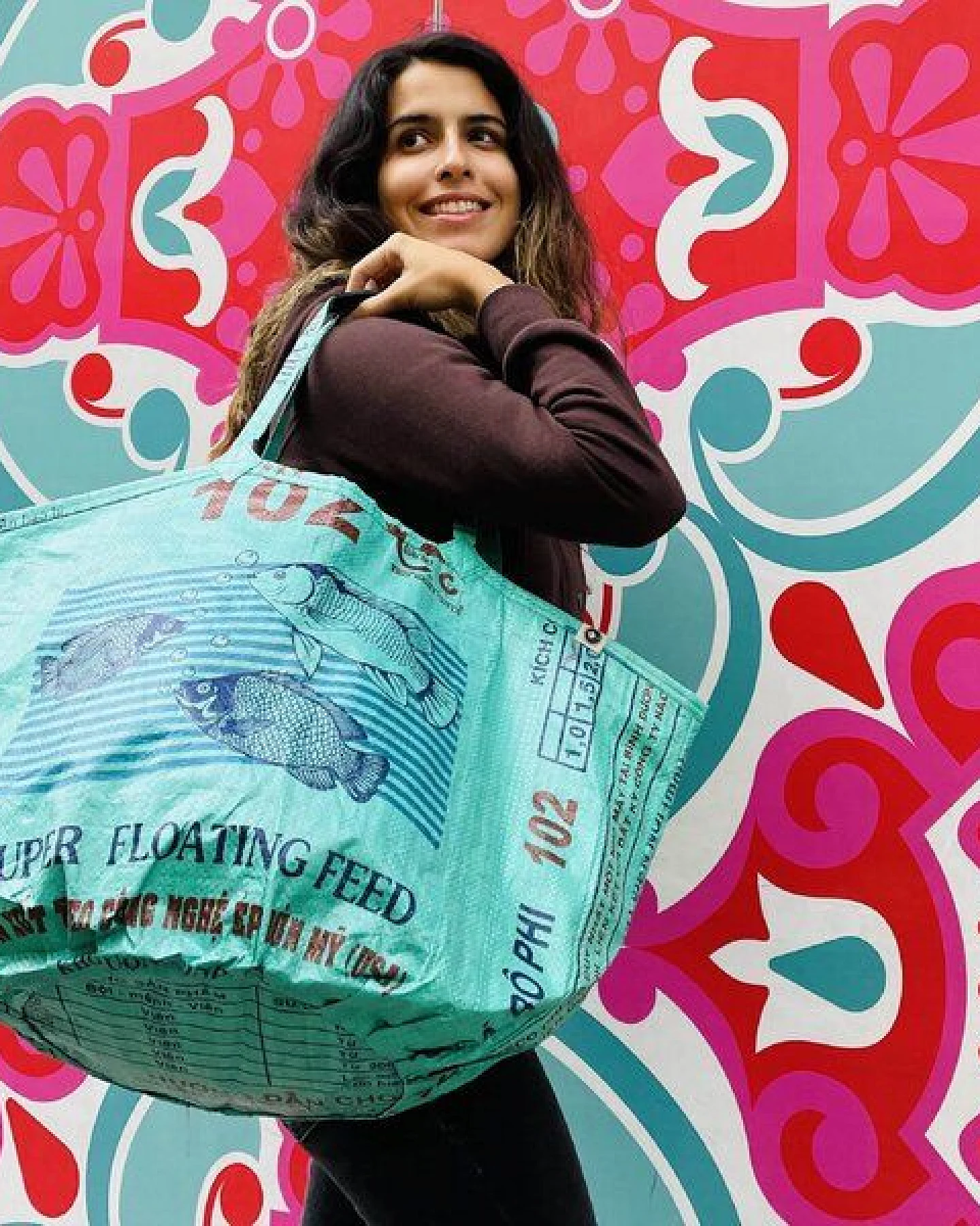REFISHED fair fashion Tasche 'SOULMATE' - upcycelte Fischfuttersäcke – Ansicht 2