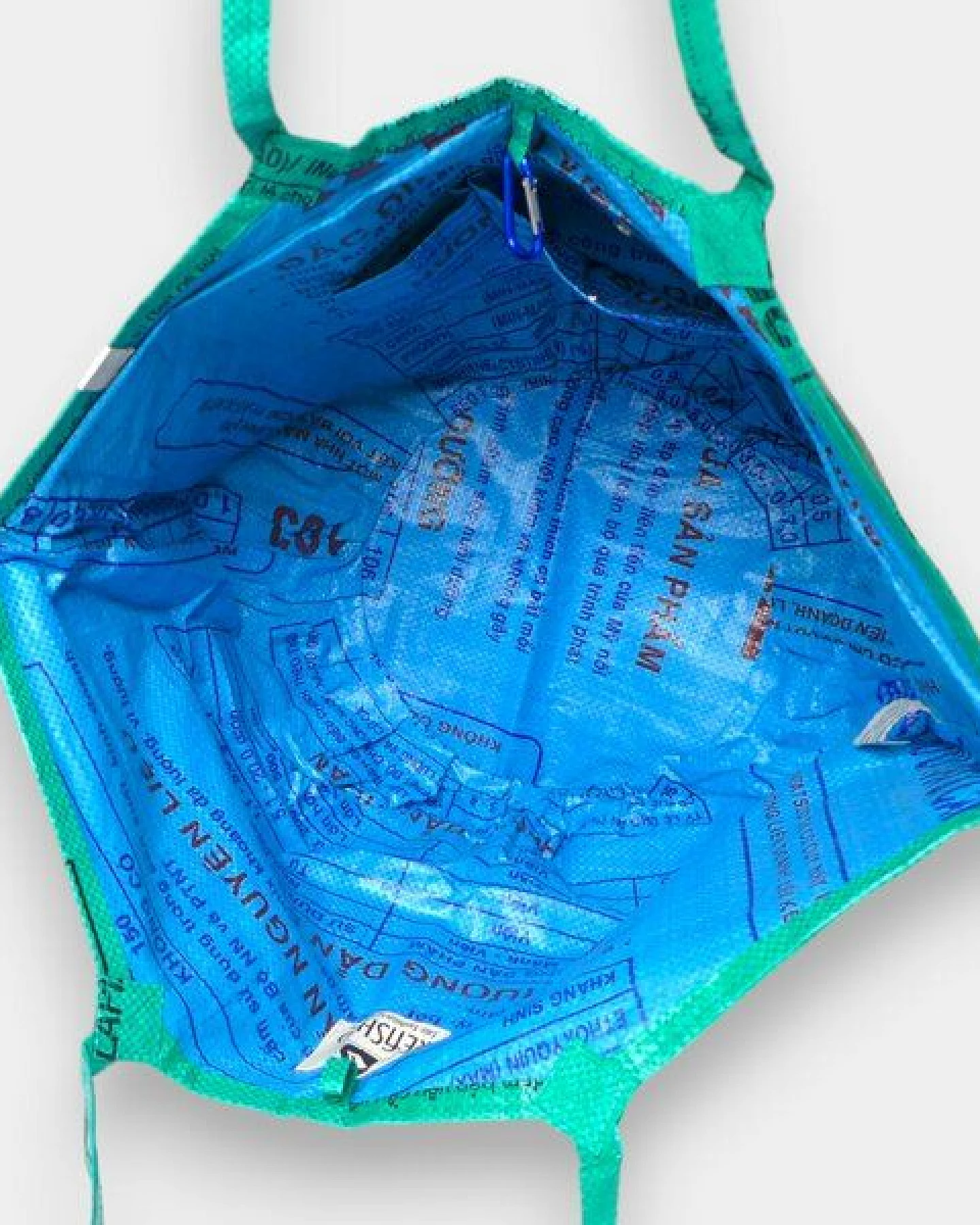 REFISHED fair fashion Tasche 'SOULMATE' - upcycelte Fischfuttersäcke – Ansicht 2