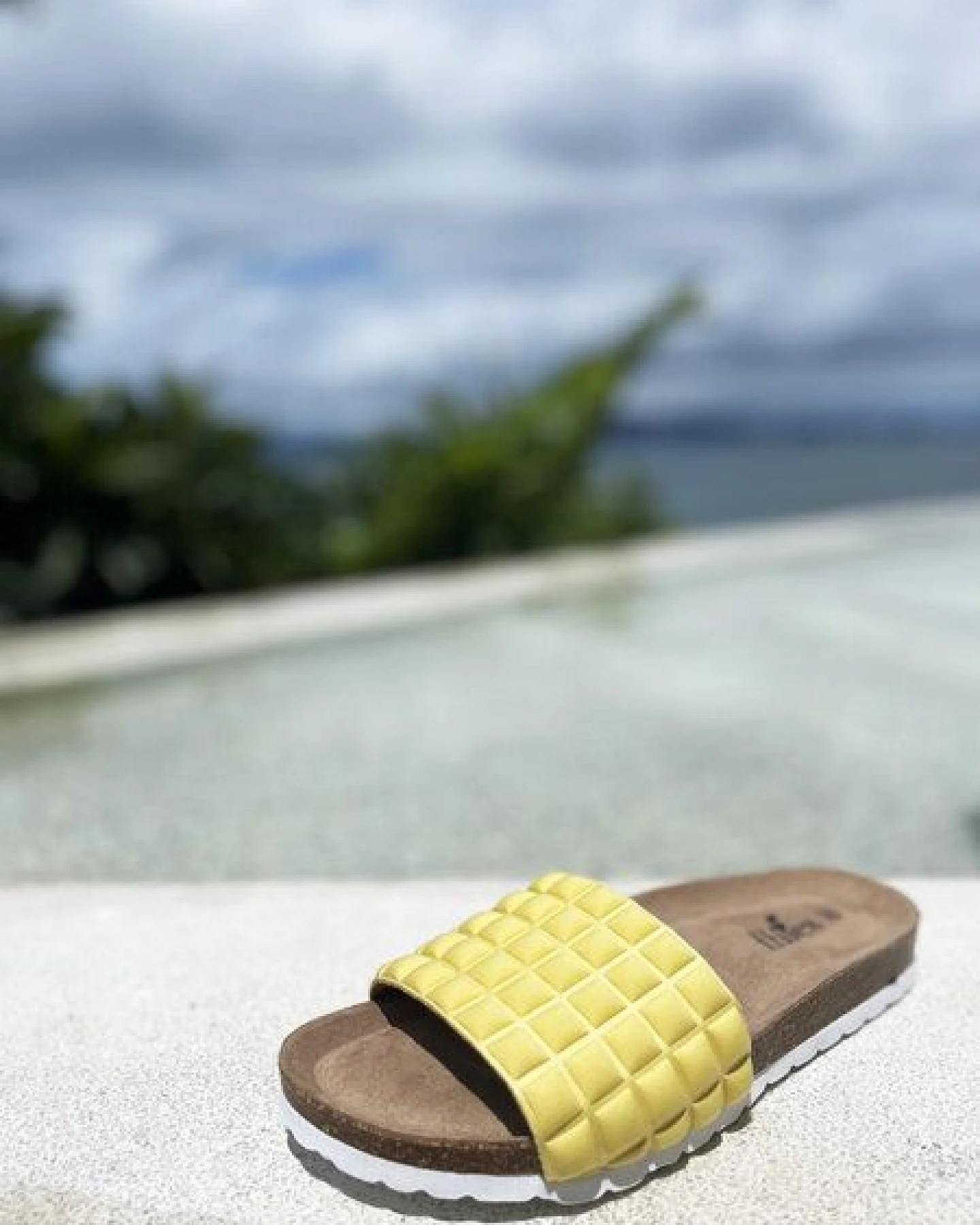 Veganer "thies ® Eco Pool Pop" aus 3D Textil, recycelten Flaschen – Ansicht 3