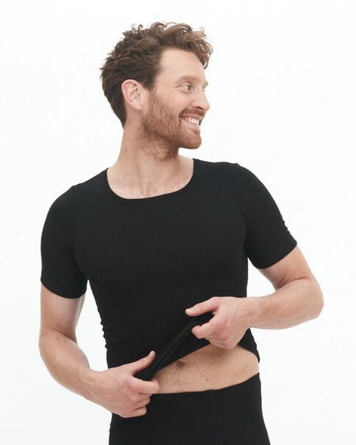 Schwarz
