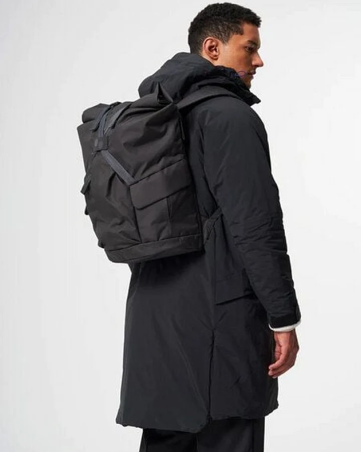 pinqponq Rucksack - Kross - aus recyceltem Polyester
