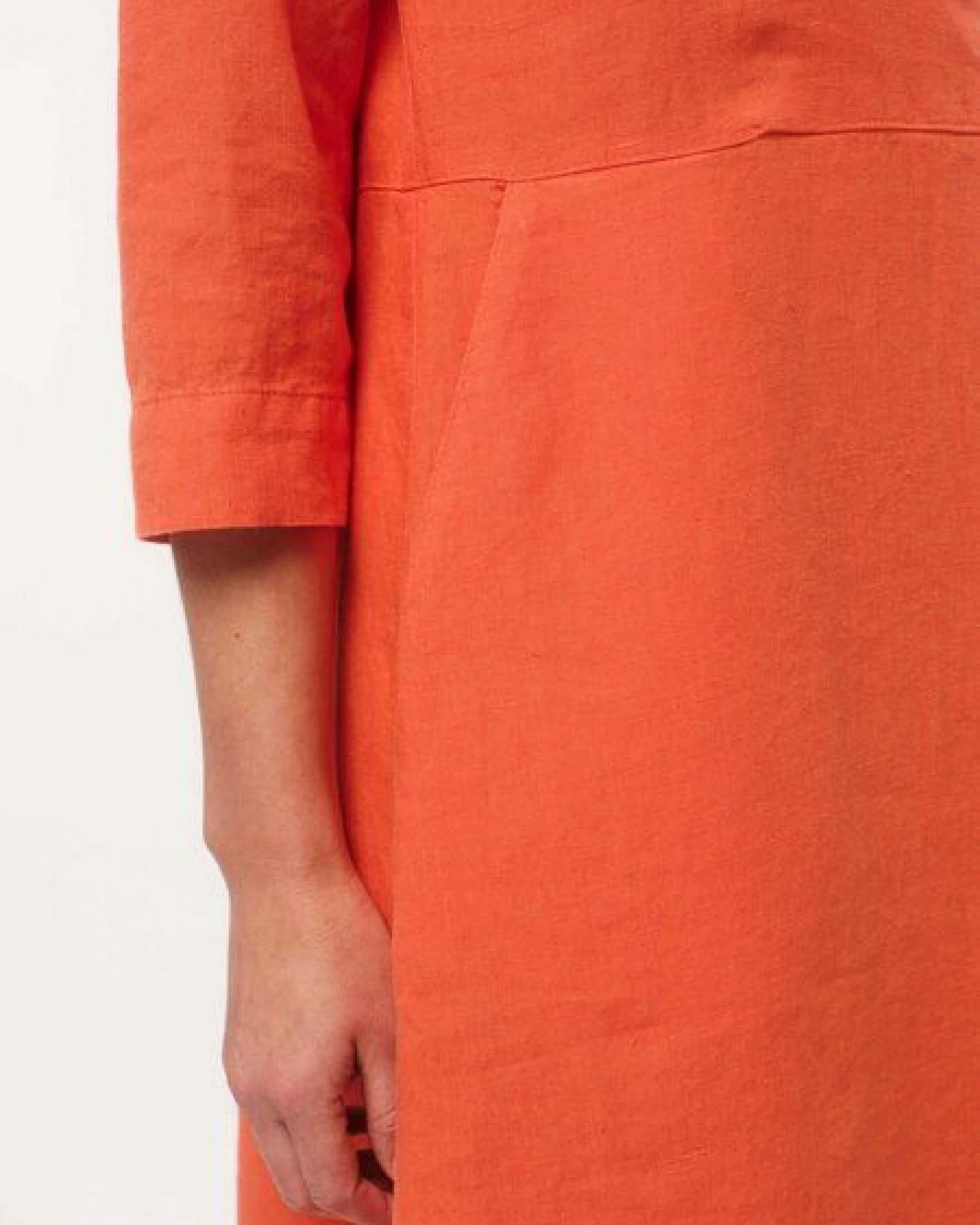 LANIUS Kleid in Wickeloptik aus Bio-Leinen – Ansicht 4