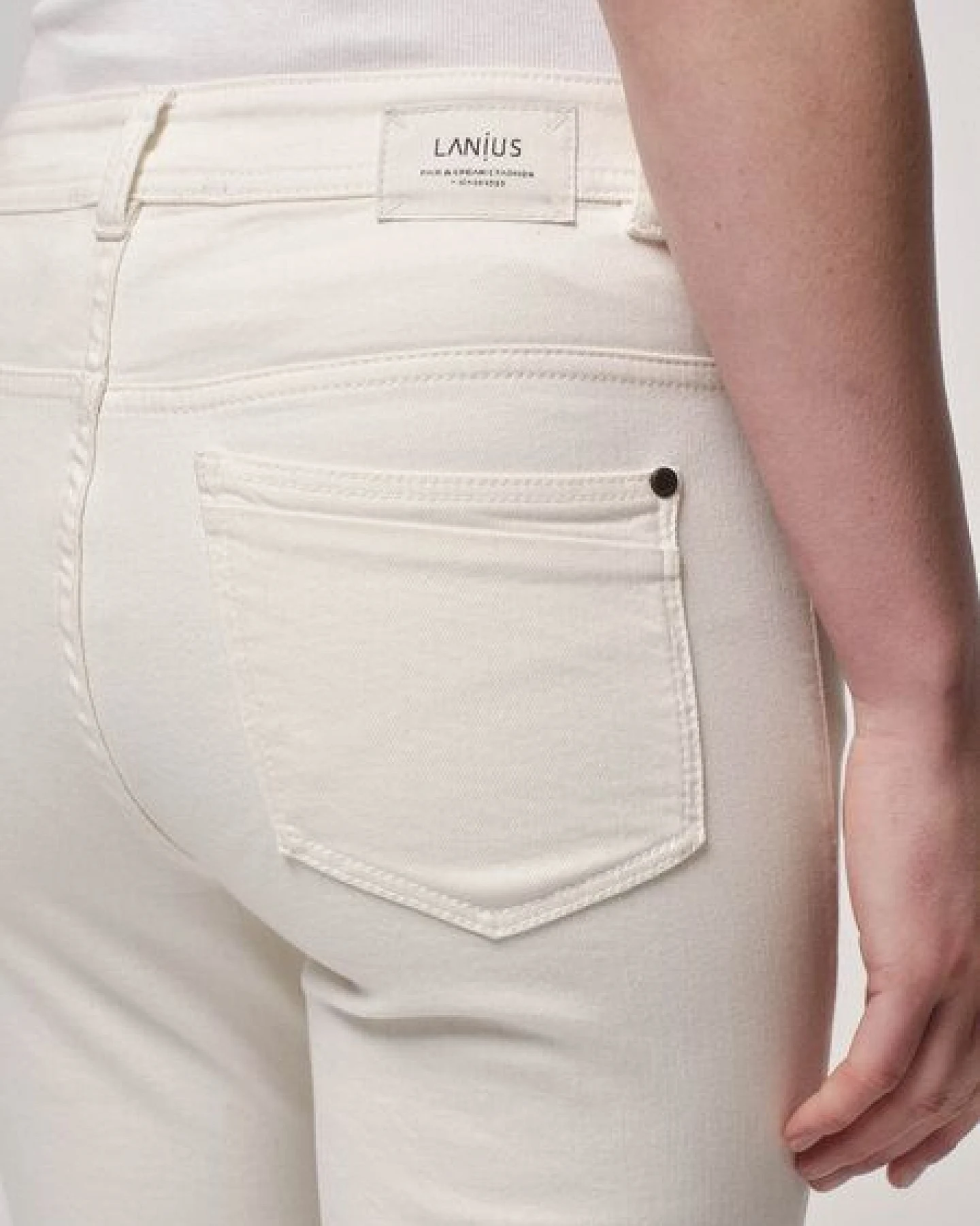 LANIUS High Waist Jeans aus Bio-Baumwolle – Ansicht 4