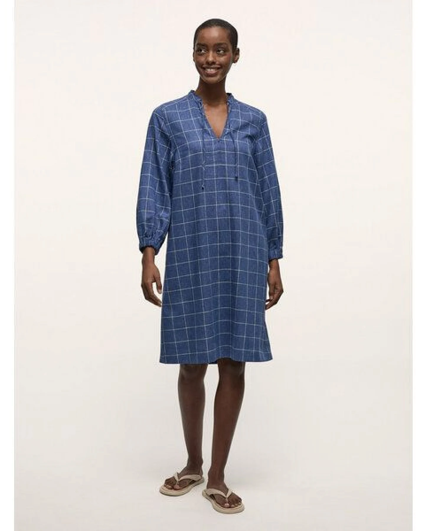 LANIUS Karo-Kleid mit V-Ausschnitt aus Hanf und TENCEL – Ansicht 3