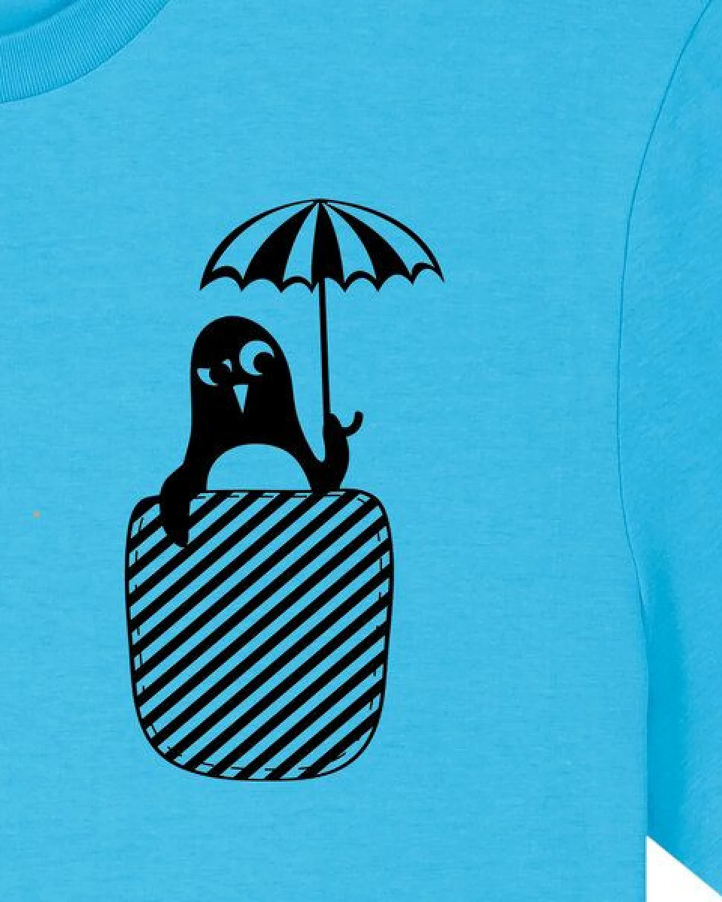 päfjes Pinguin Paul in Brusttasche mit Schirm - Fair Wear Männer Bio T-Shirt – Ansicht 3