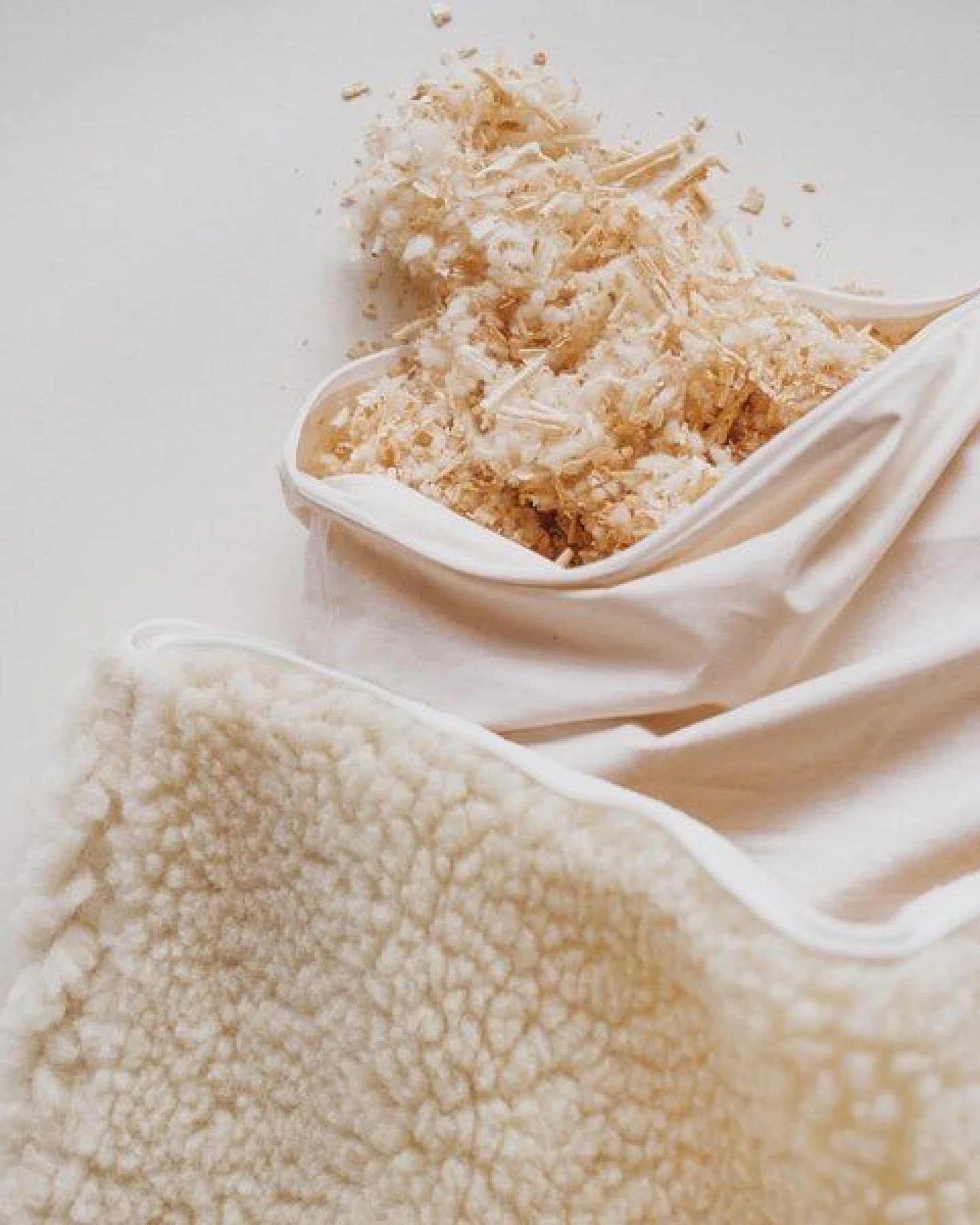 murmunto organics Bio-Wollflorkissen mit Zirbenfüllung - Woolly Pine – Ansicht 2