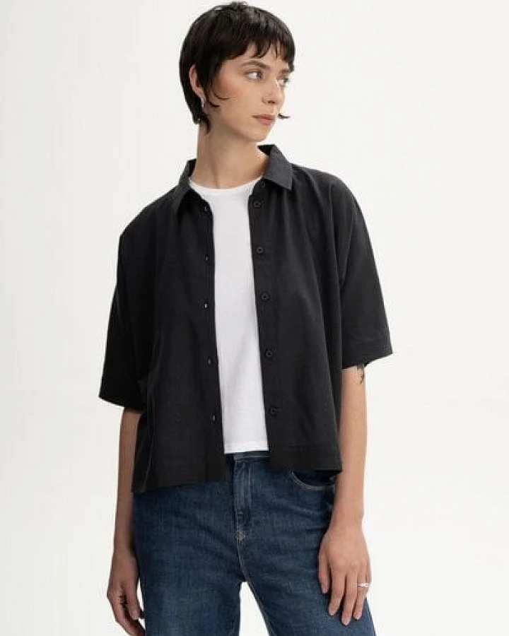 Schwarz