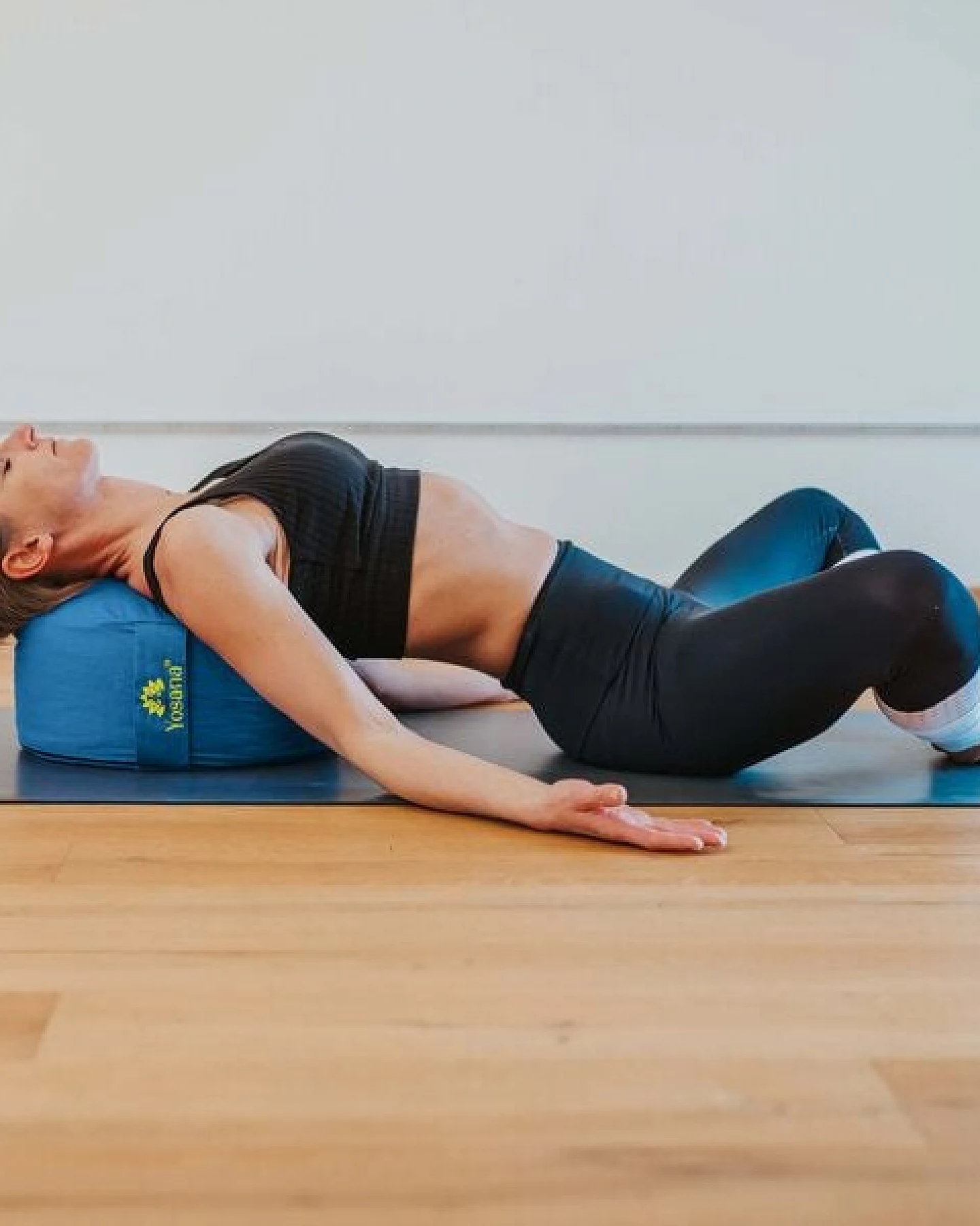 Yosana Yogakissen XL, 35cm rund, Meditationskissen mit Deutscher Bio-Dinkelspelzen Füllung – Ansicht 3