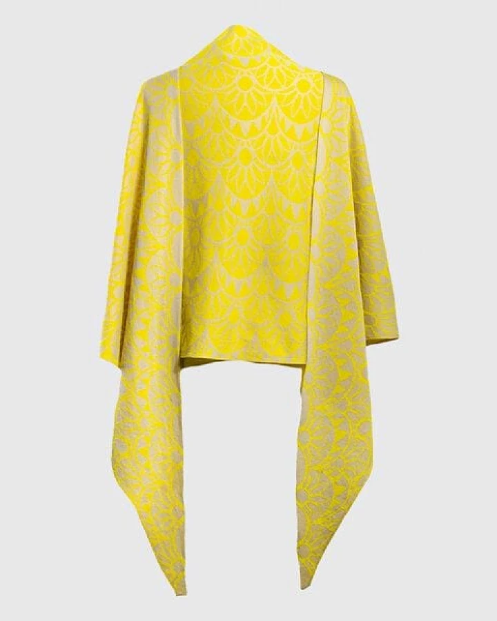 LANARTO slow fashion Schultertuch Sonne aus Bio-Baumwolle in zitrone und natur made in germany