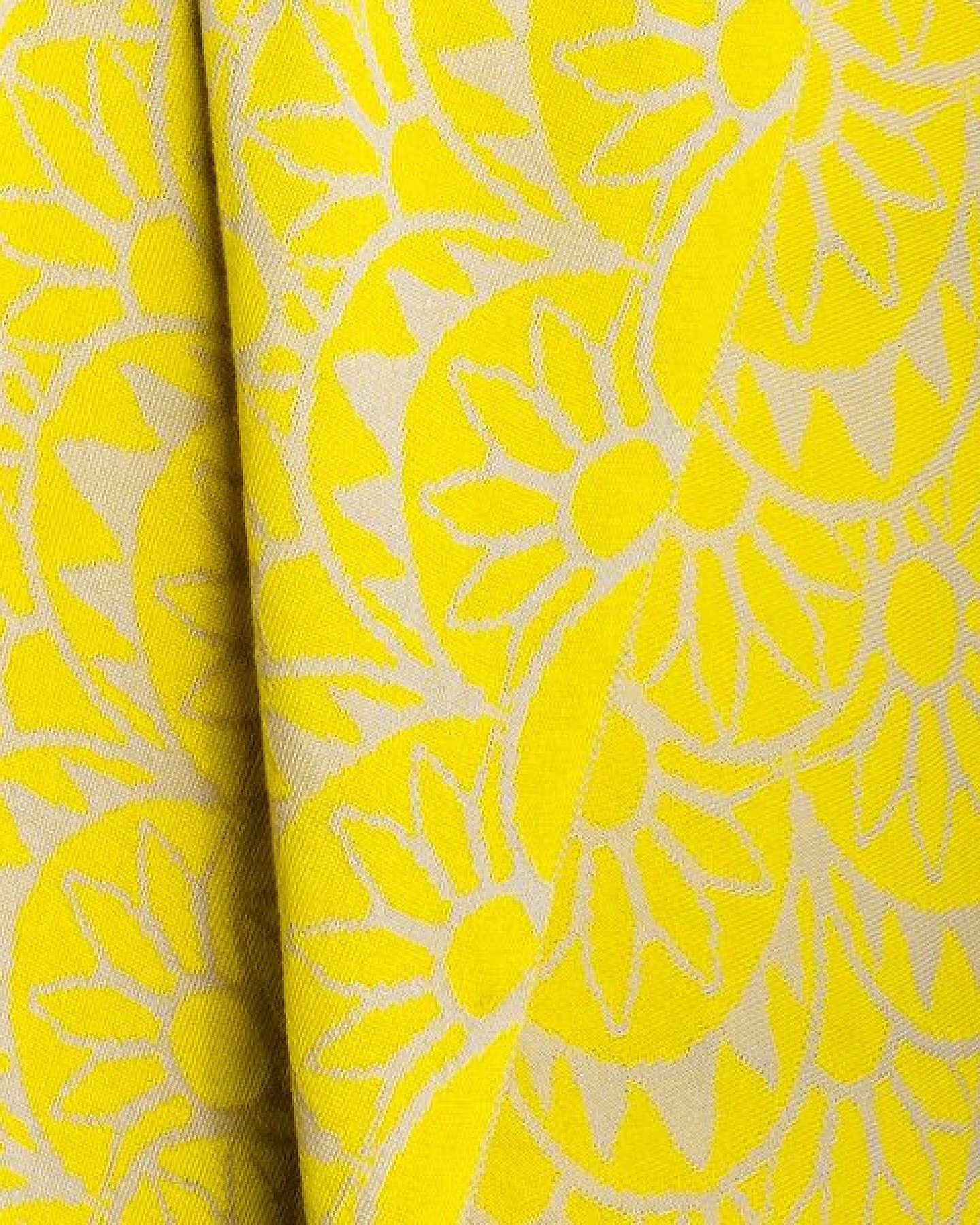 LANARTO slow fashion Schultertuch Sonne aus Bio-Baumwolle in zitrone und natur made in germany – Ansicht 2