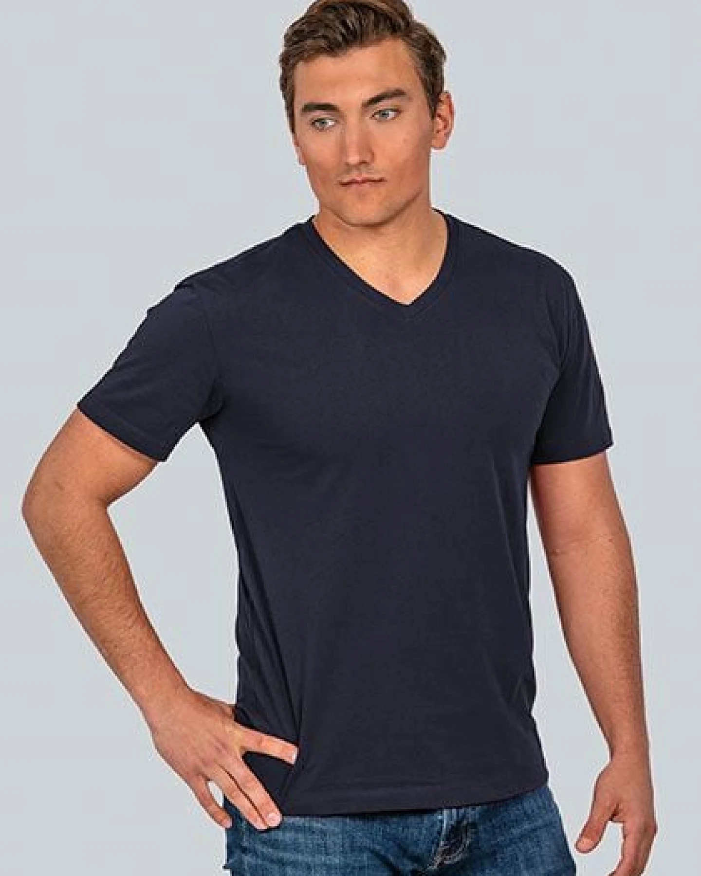 HRM Herren T-Shirt V-Ausschnitt 8 Farben bis Größe 6XL aus zert. Bio - Baumwolle Unisex – Ansicht 3