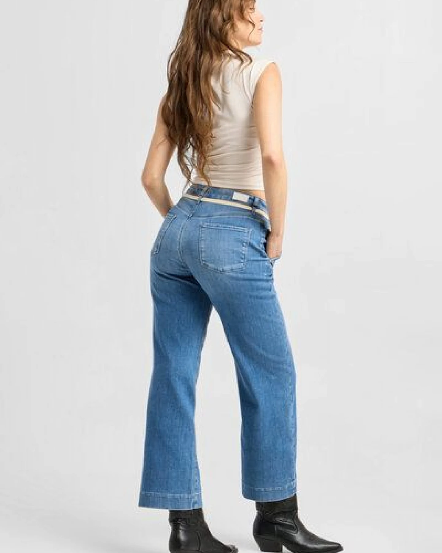 Damen Jeans DEW Flared High Waist French Pocket DAWN Bio-Baumwolle – Ansicht 3