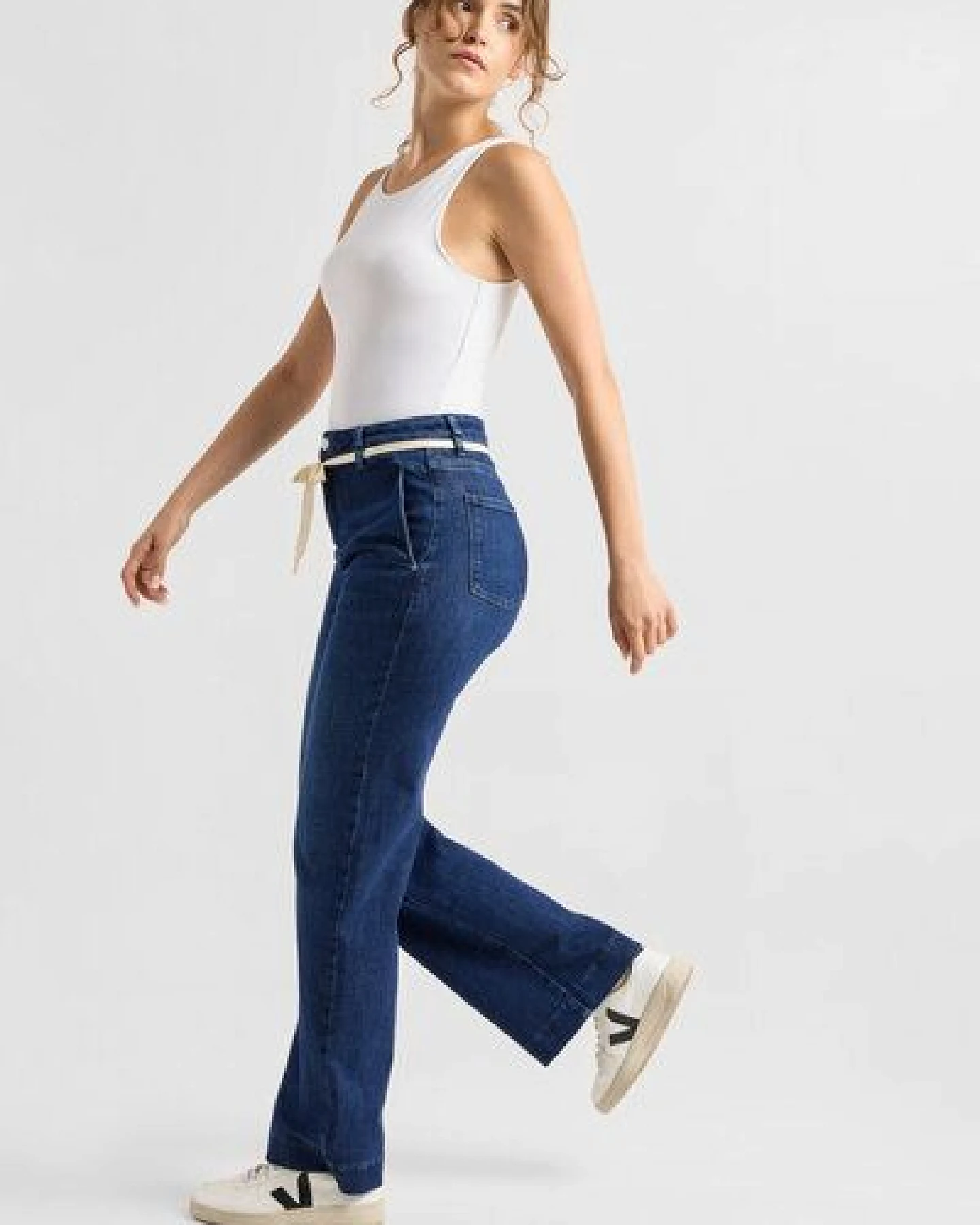 Damen Jeans DEW Flared High Waist French Pocket DAWN Bio-Baumwolle – Ansicht 3