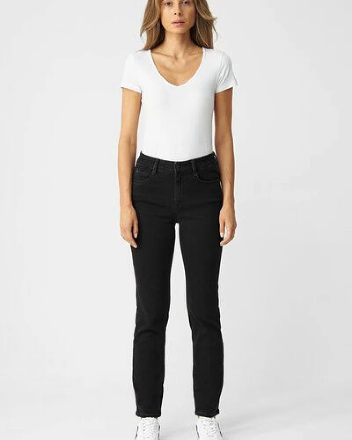 Schwarz