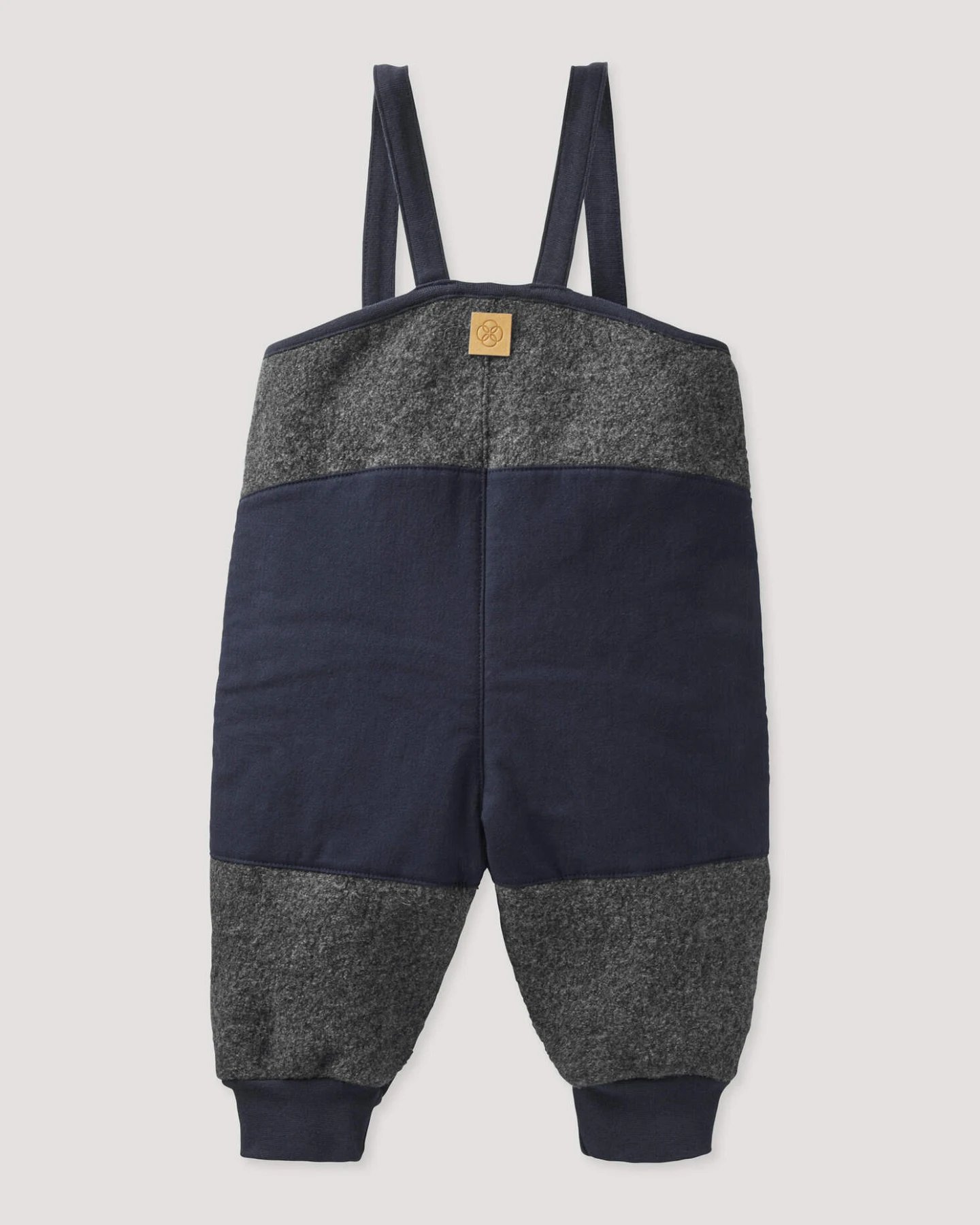 hessnatur Baby Wollwalk Latzhose aus Bio-Merinowolle mit Nature Shell - grau - Größe 86/92 – Ansicht 3