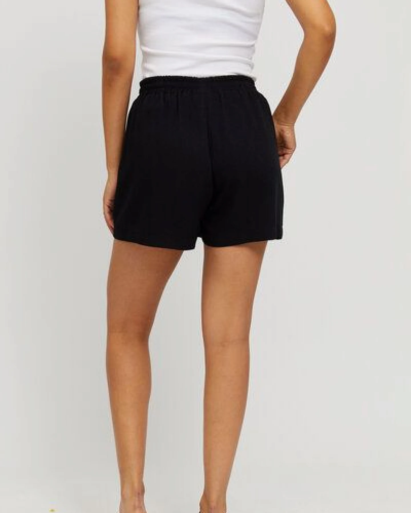 Mazine Shorts- Palm Cove Shorts - aus Ecovero – Ansicht 2