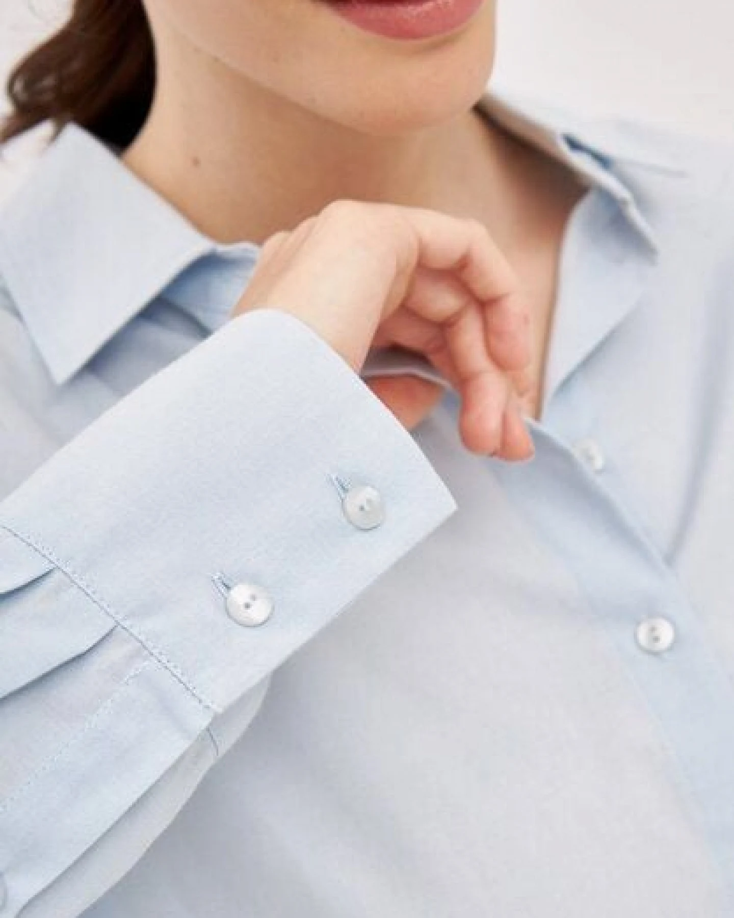 Givn Berlin Bluse GBCOSIMA aus Bio-Baumwolle - Light Blue – Ansicht 4